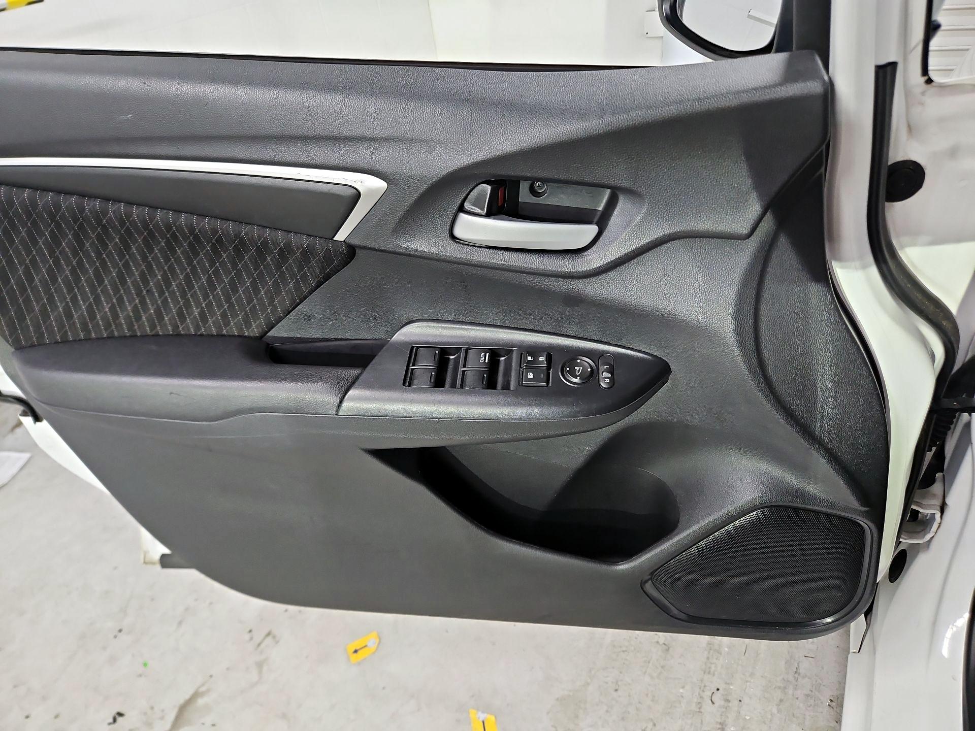Thumbnail: 2020 Honda Fit - 12
