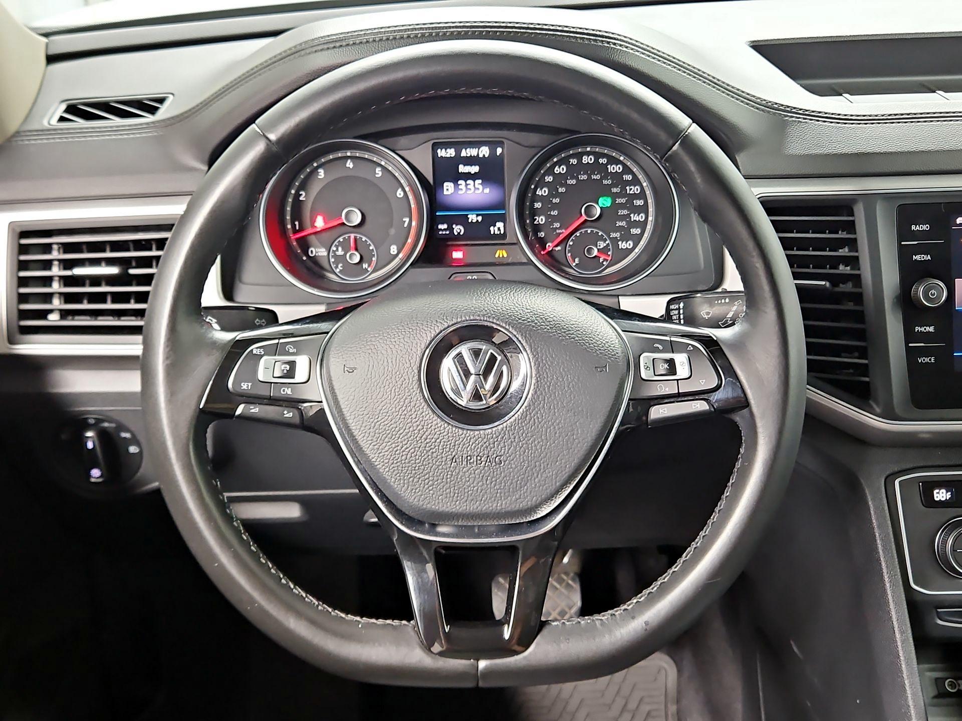 Thumbnail: 2018 Volkswagen Atlas - 10