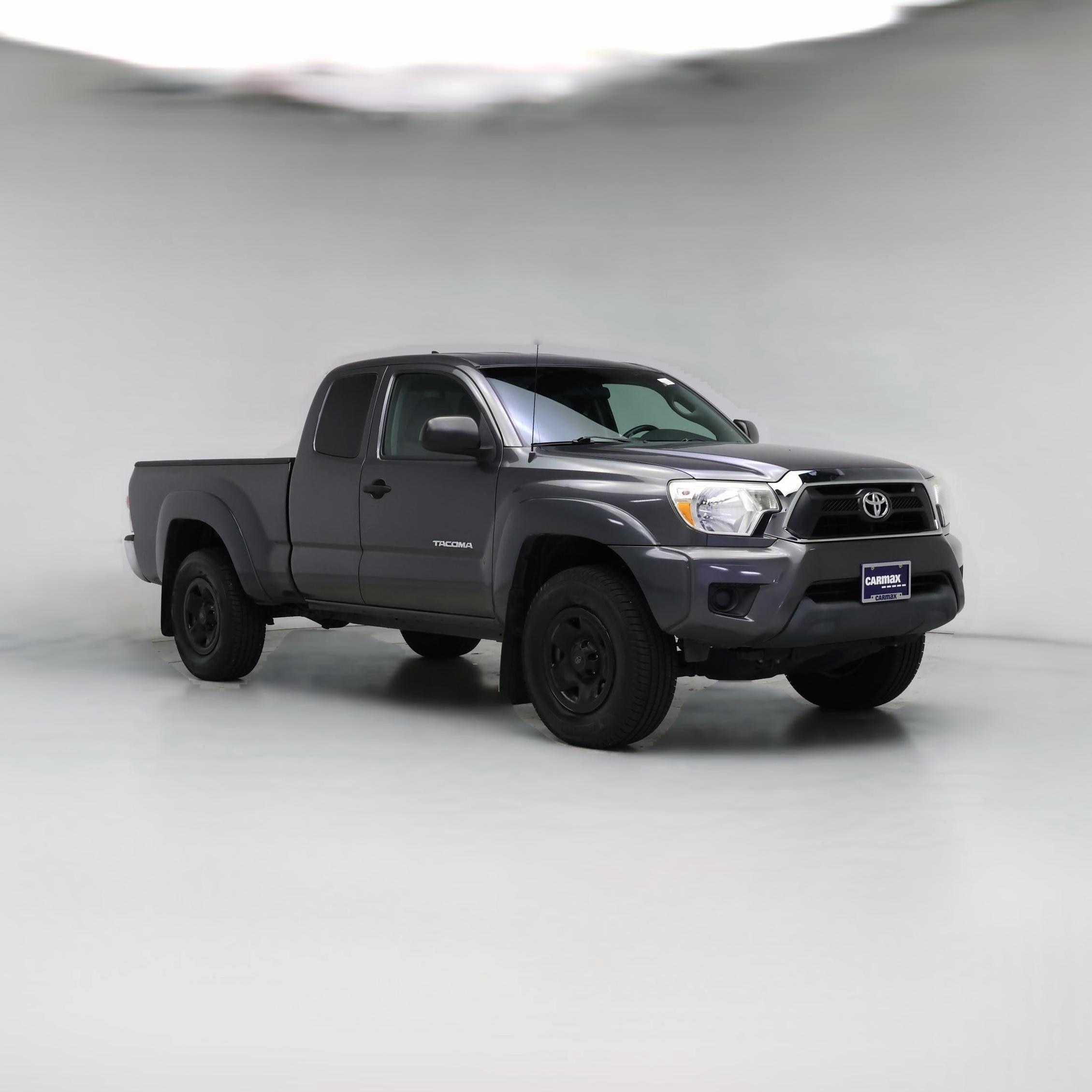 Thumbnail: 2015 Toyota Tacoma - 1