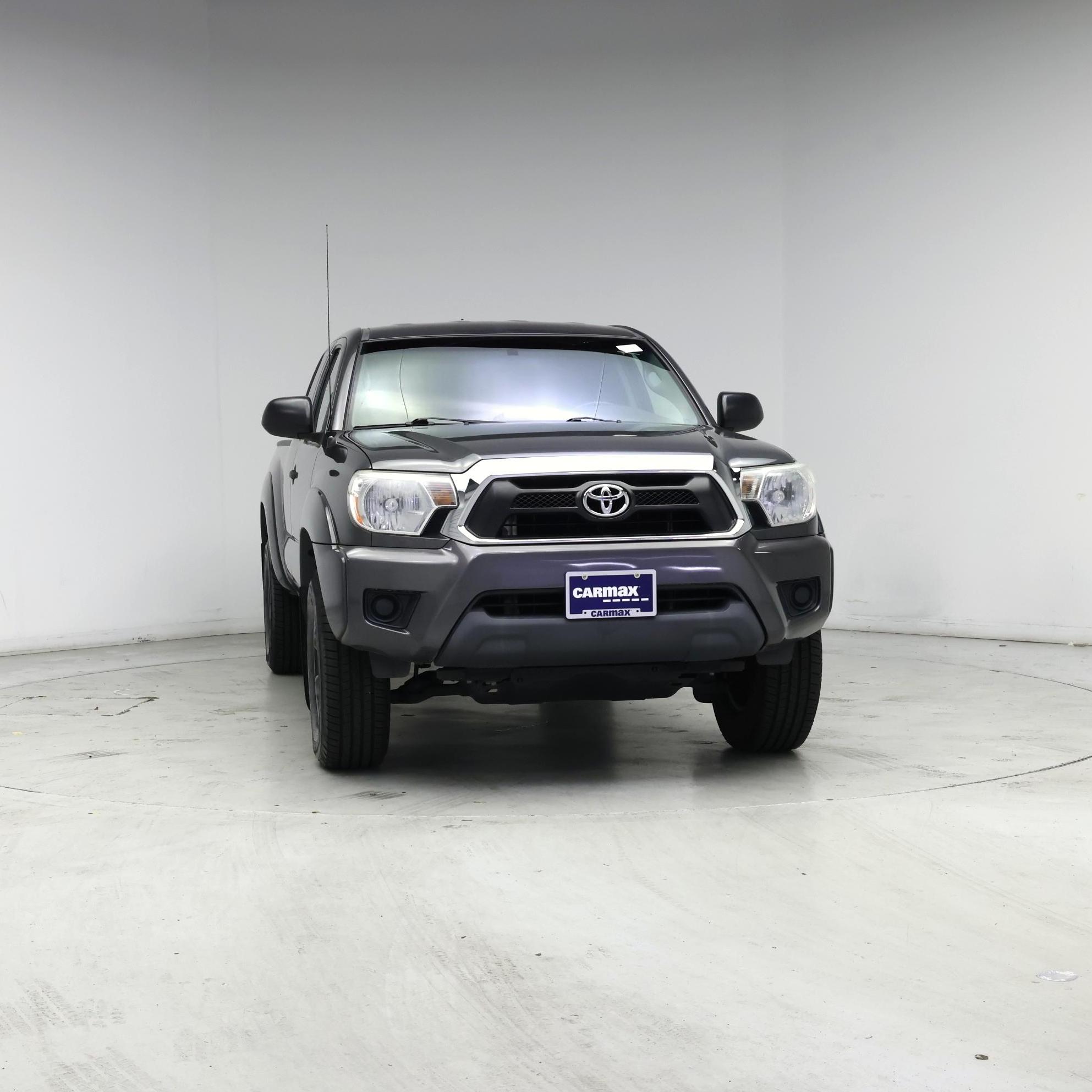 Thumbnail: 2015 Toyota Tacoma - 5