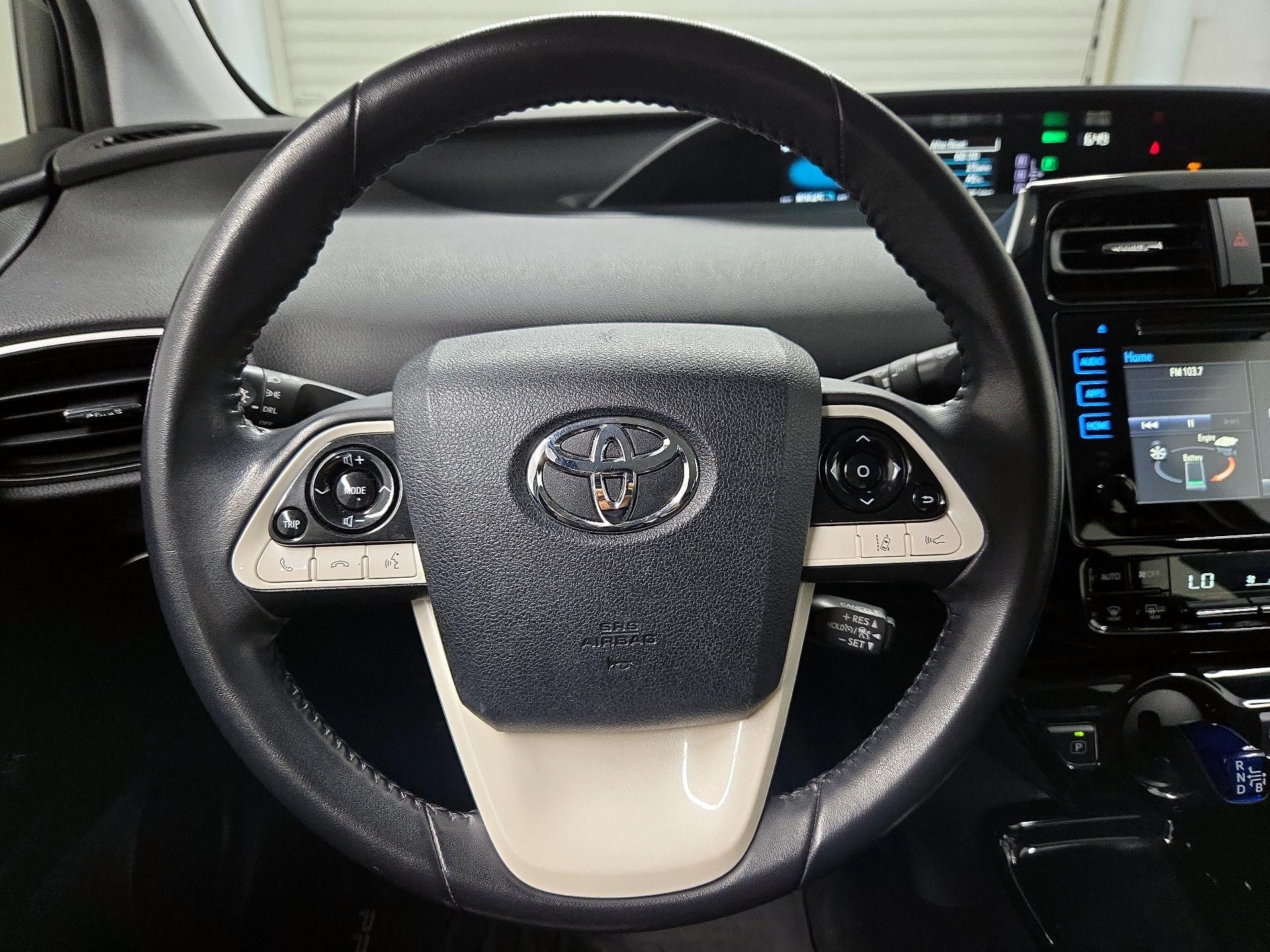 Thumbnail: 2018 Toyota Prius Prime - 10
