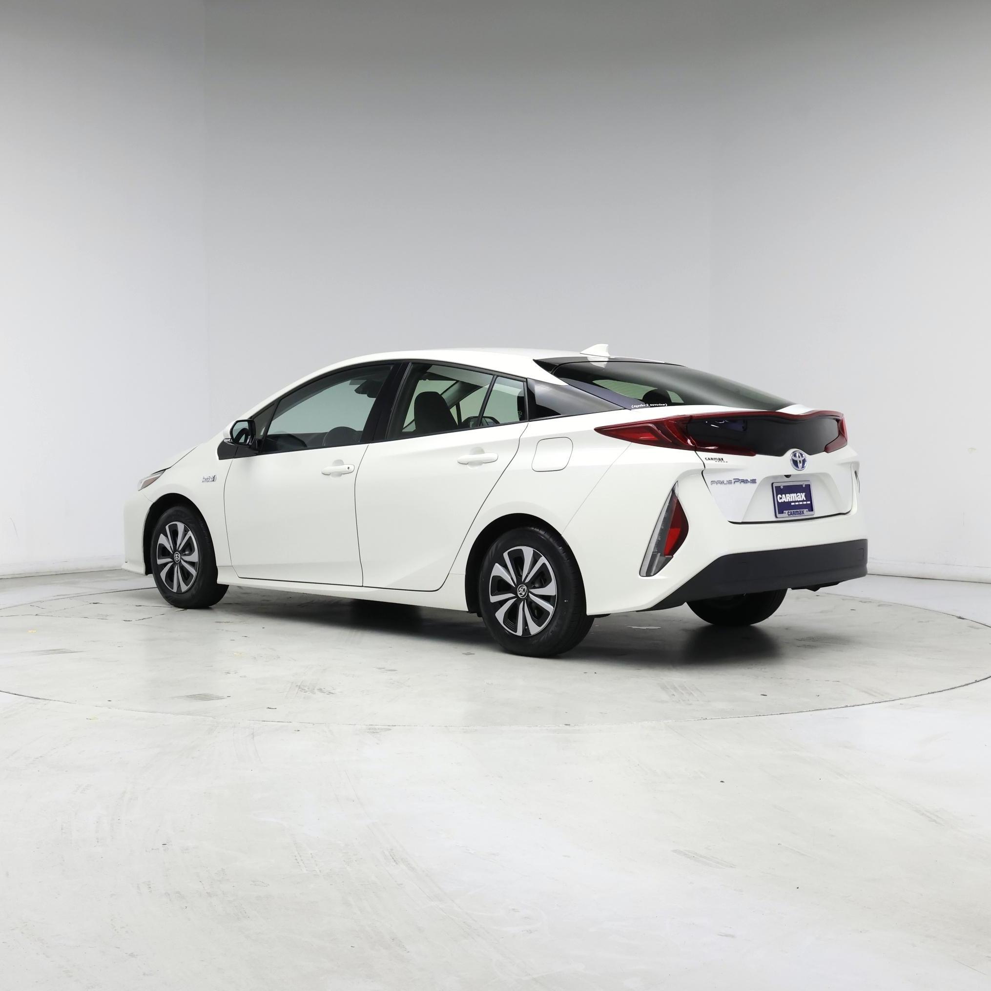 Thumbnail: 2018 Toyota Prius Prime - 2