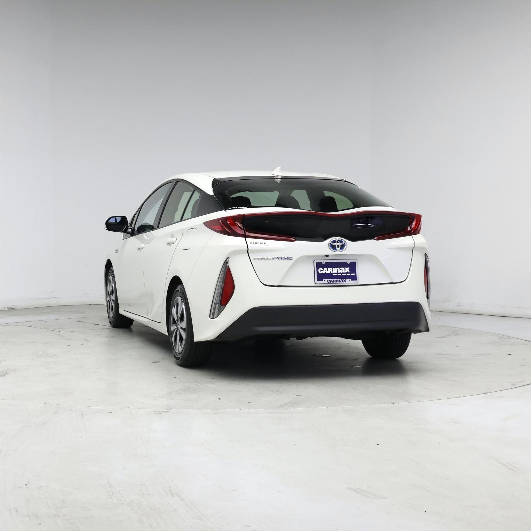 Thumbnail: 2018 Toyota Prius Prime - 6