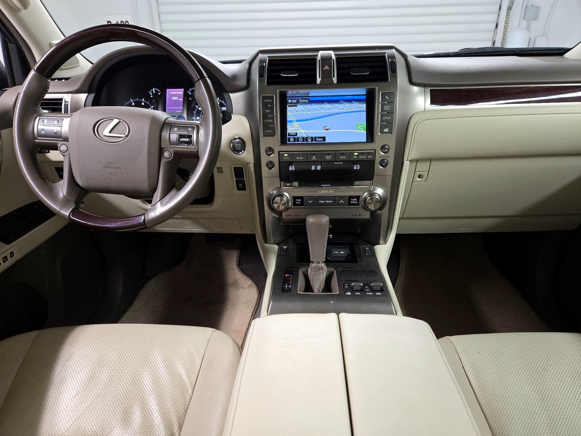 Thumbnail: 2019 Lexus GX - 9
