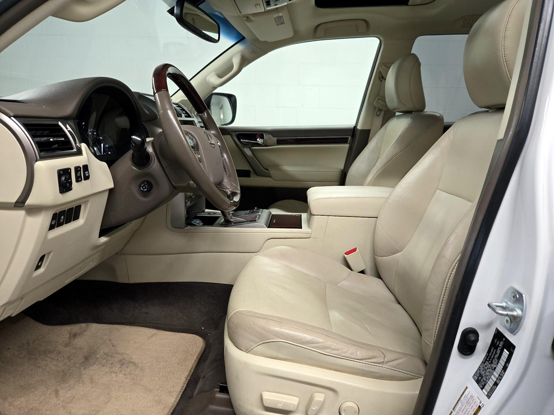 Thumbnail: 2019 Lexus GX - 11