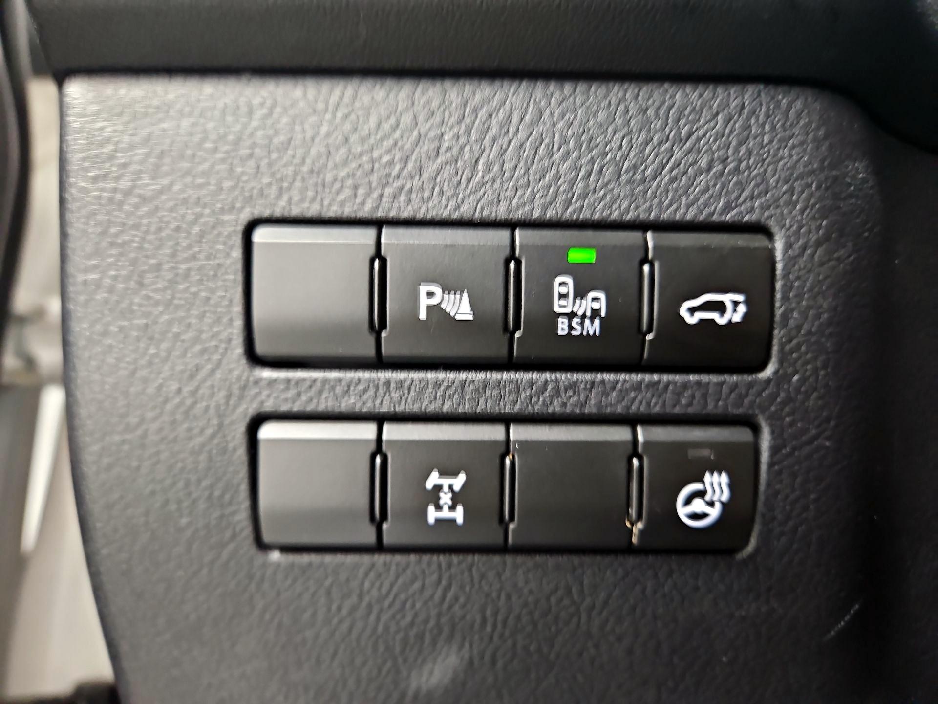 Thumbnail: 2016 Lexus NX - 13