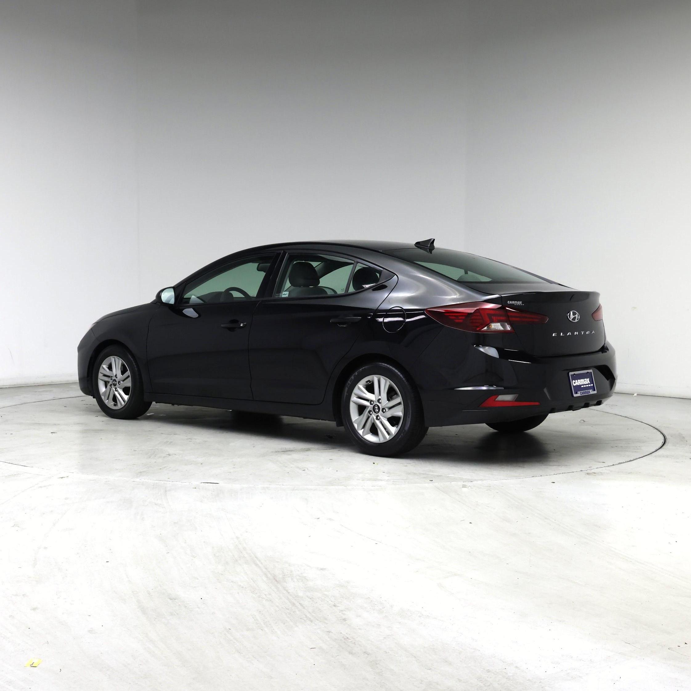 Thumbnail: 2020 Hyundai Elantra - 2