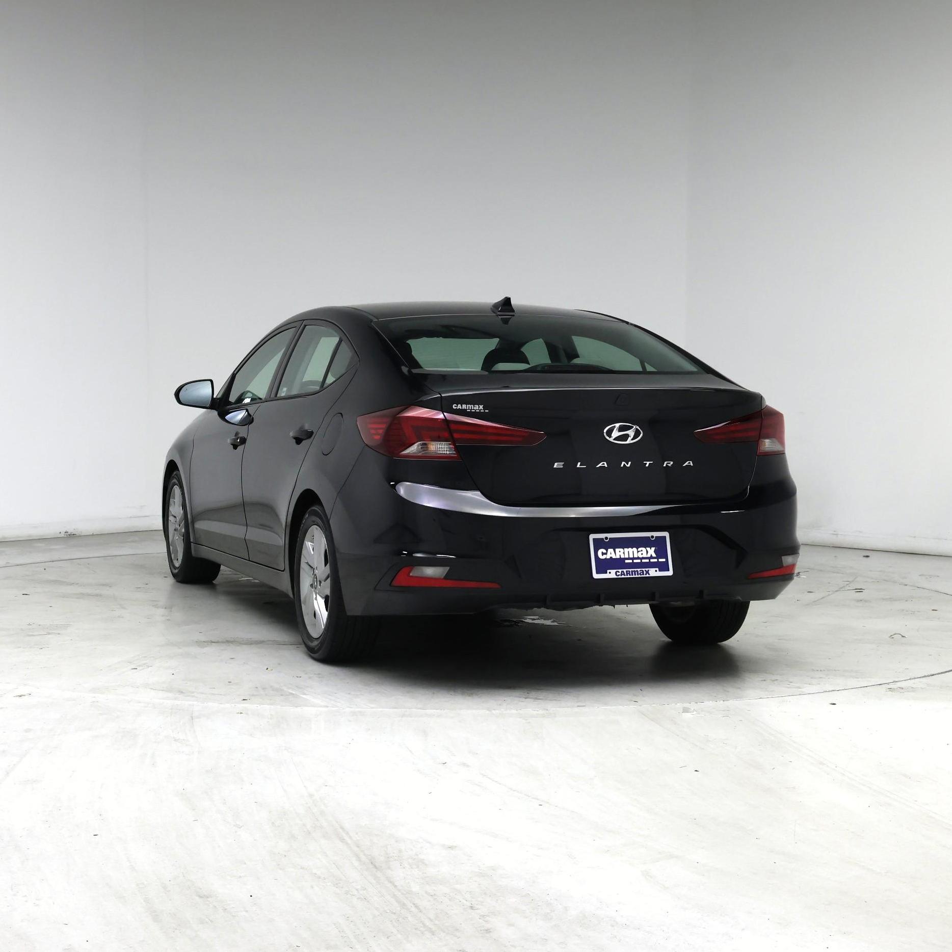 Thumbnail: 2020 Hyundai Elantra - 6