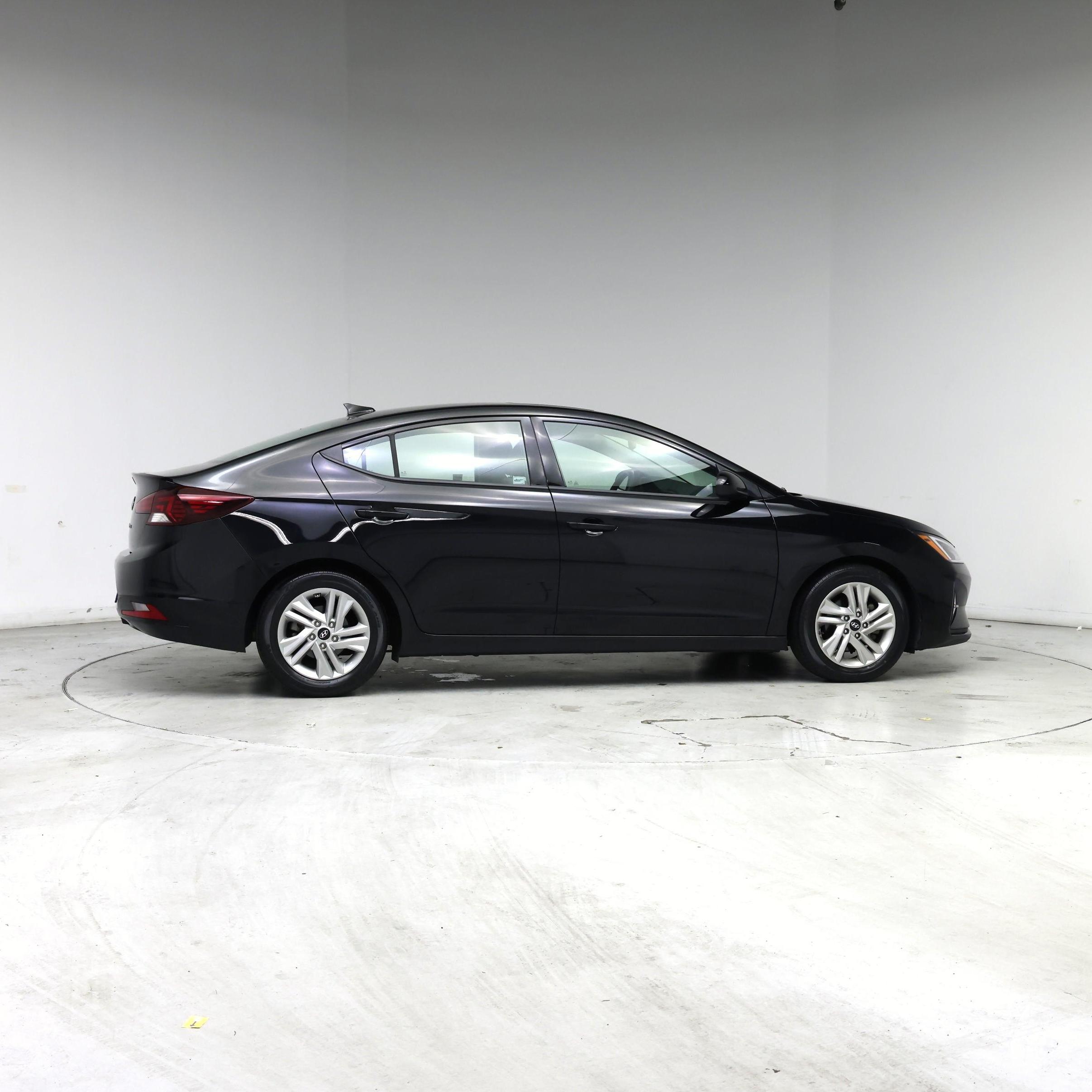 Thumbnail: 2020 Hyundai Elantra - 7
