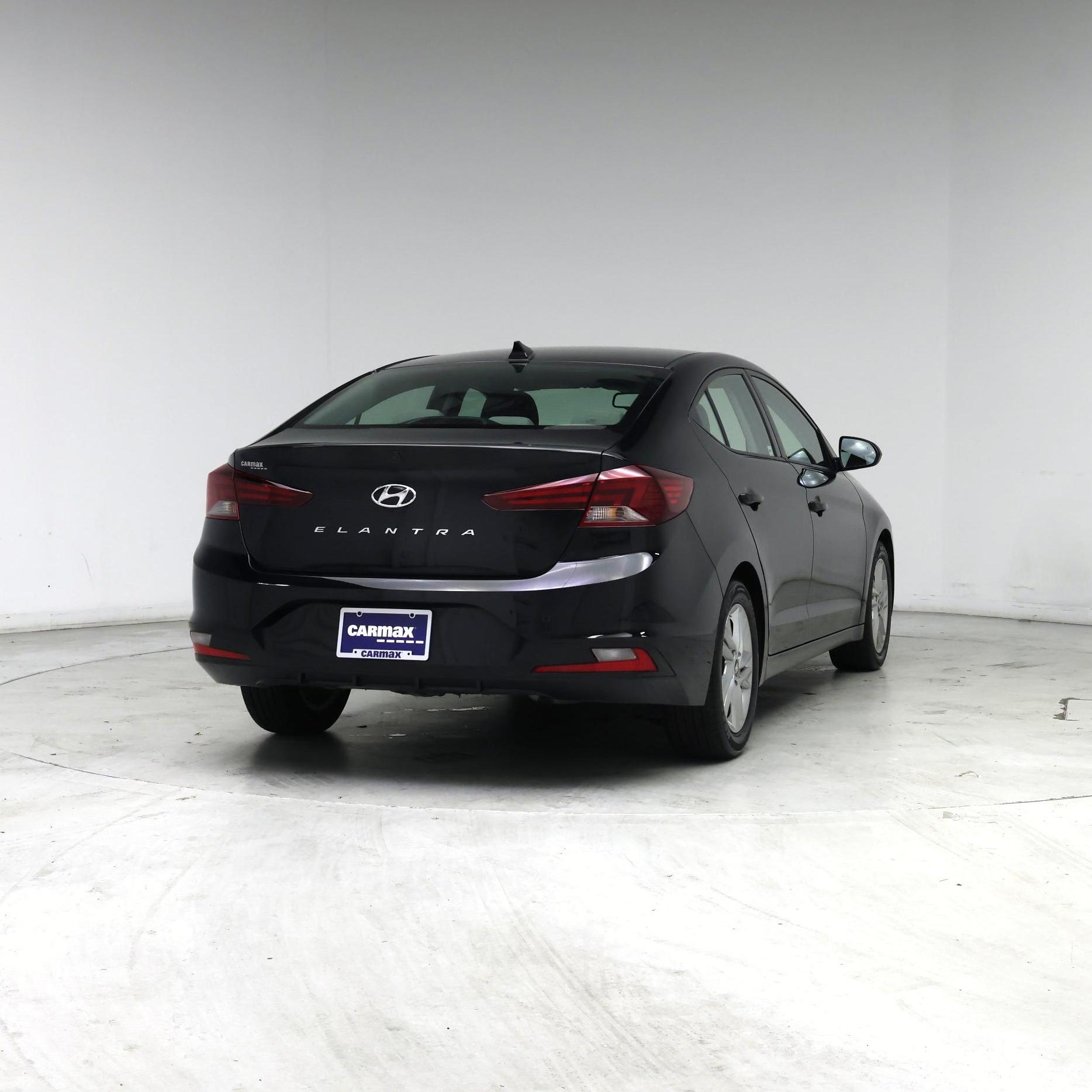 Thumbnail: 2020 Hyundai Elantra - 8