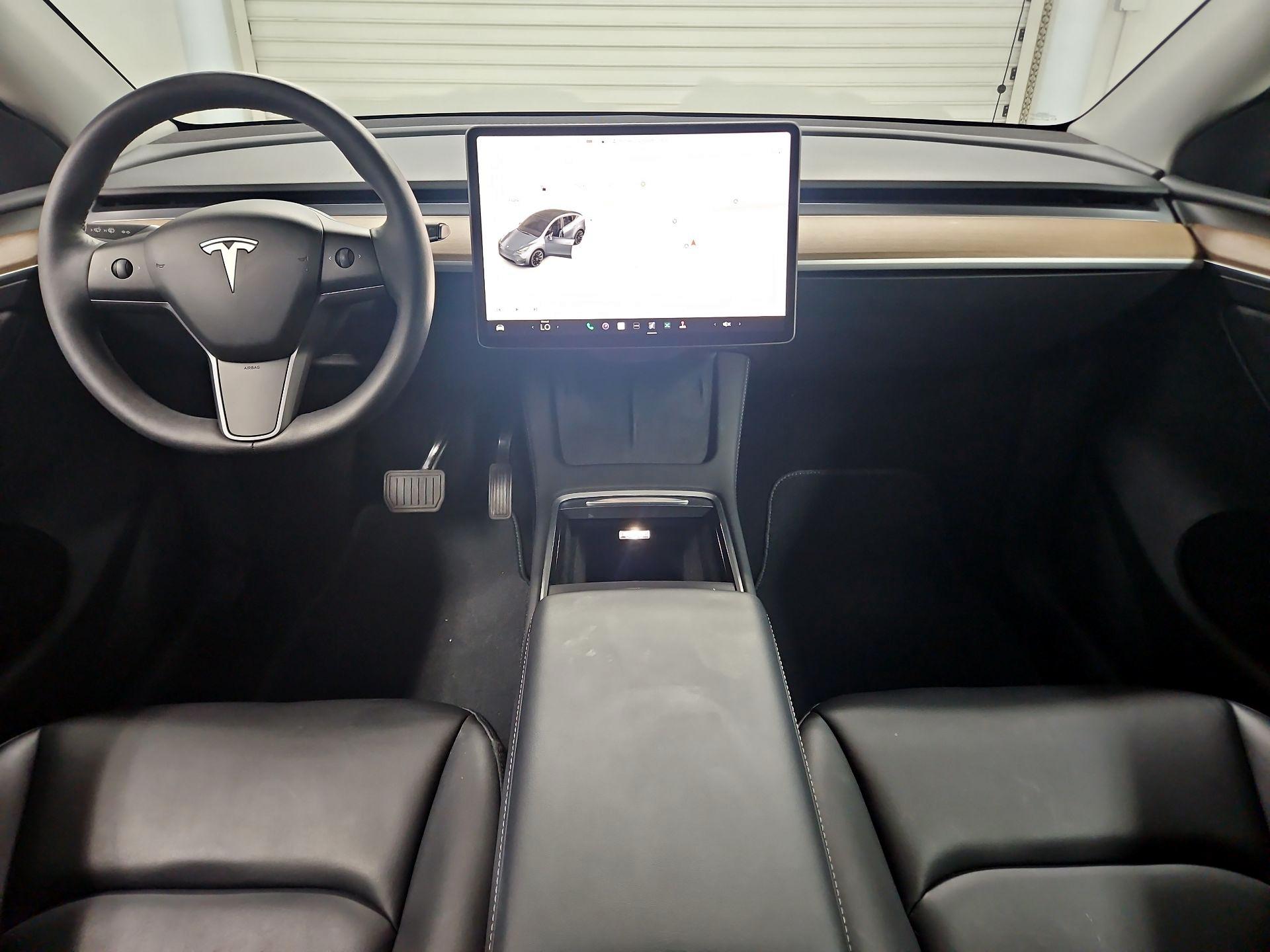 Thumbnail: 2023 Tesla Model Y - 9