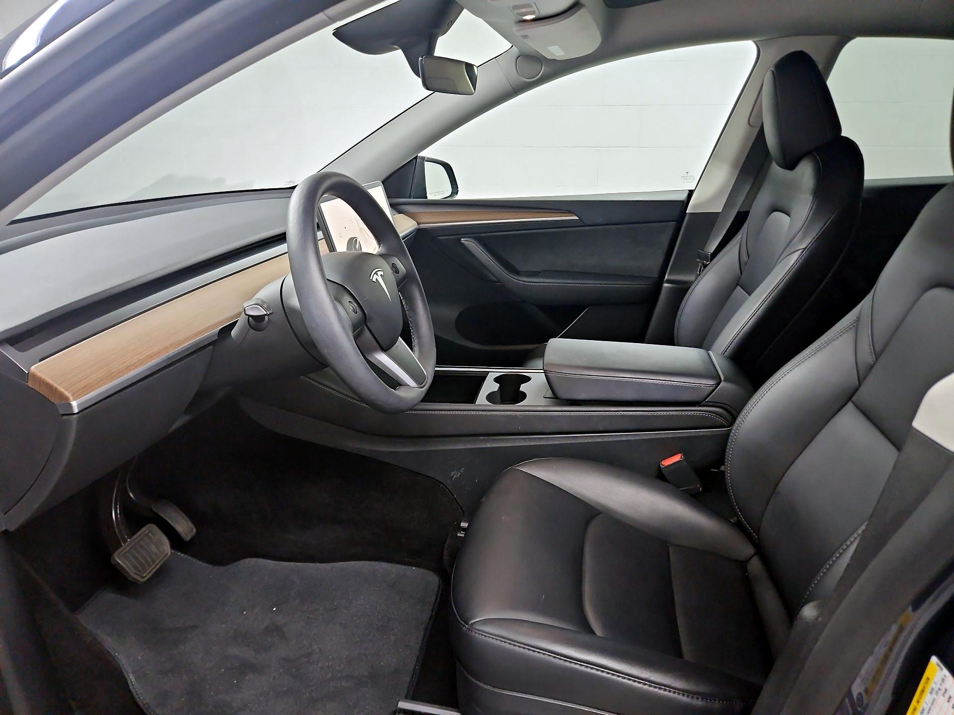 Thumbnail: 2023 Tesla Model Y - 11