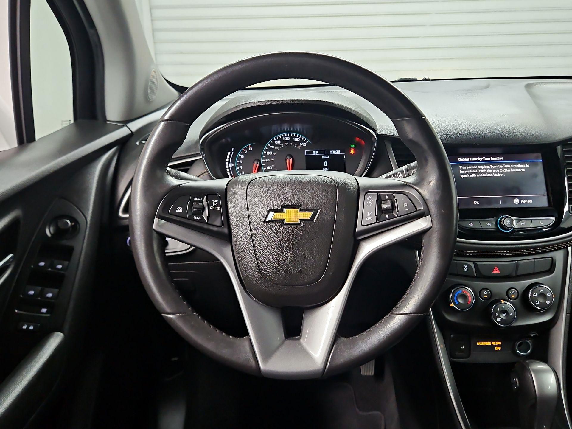 Thumbnail: 2021 Chevrolet Trax - 10