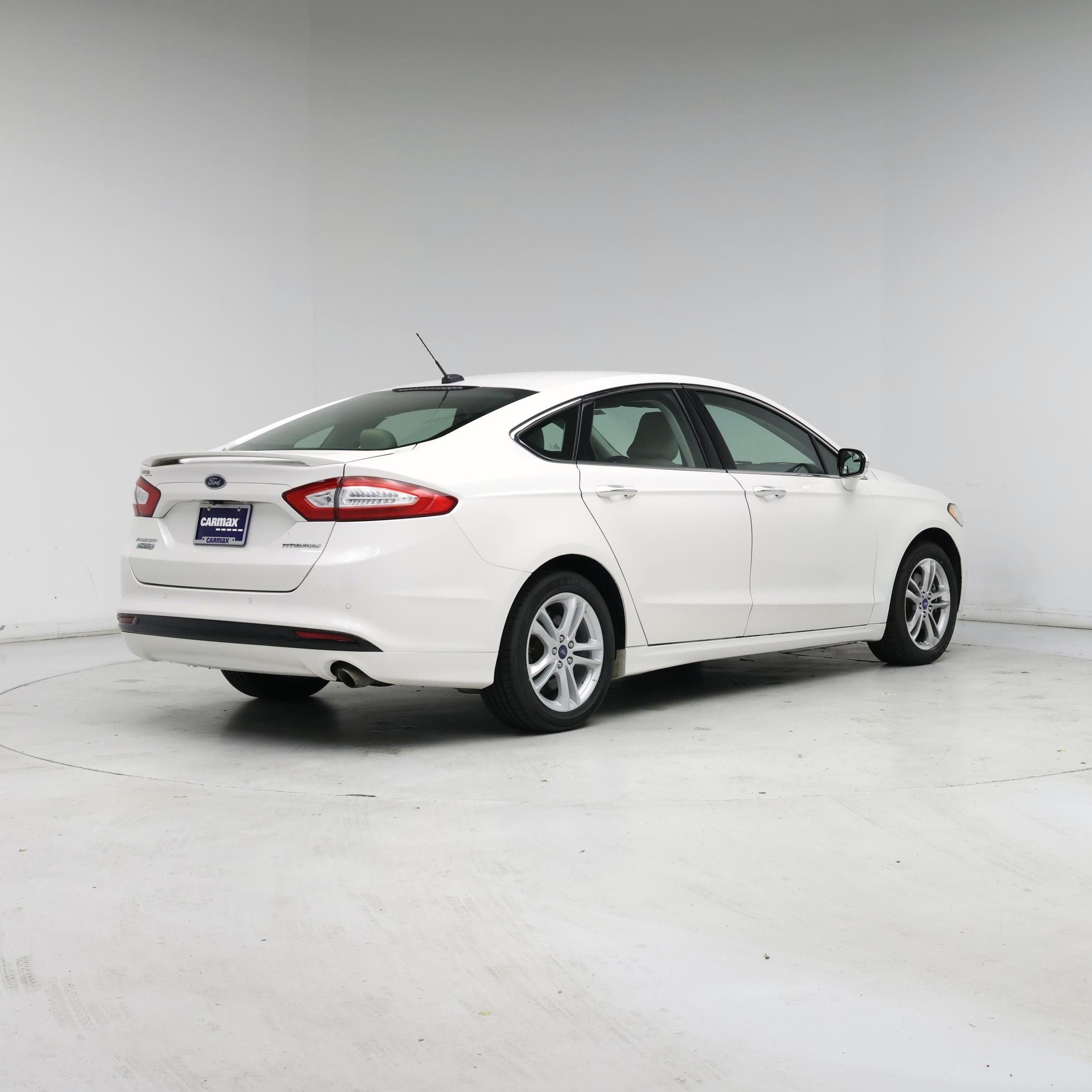 Thumbnail: 2016 Ford Fusion - 8