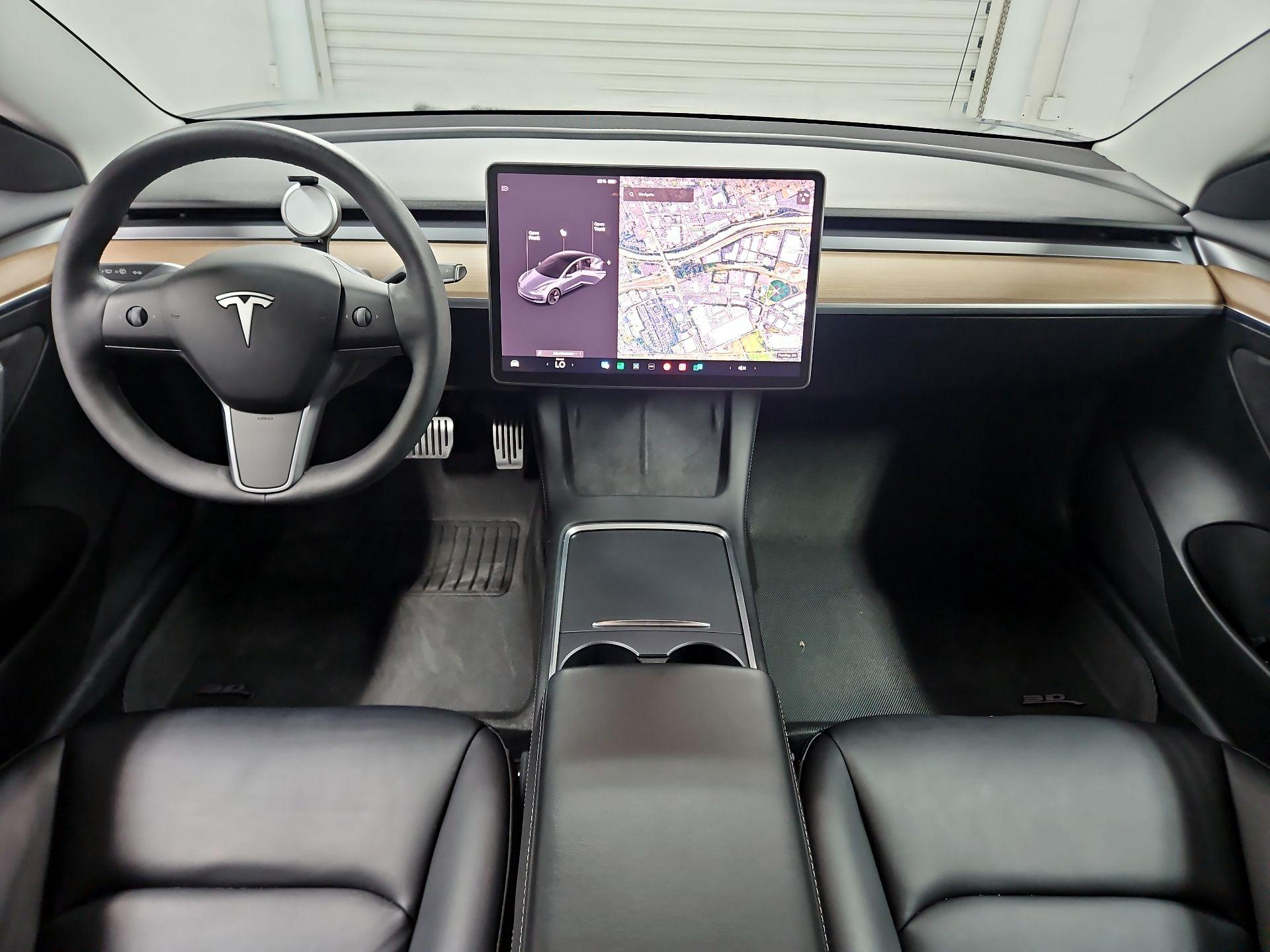 Thumbnail: 2022 Tesla Model 3 - 9