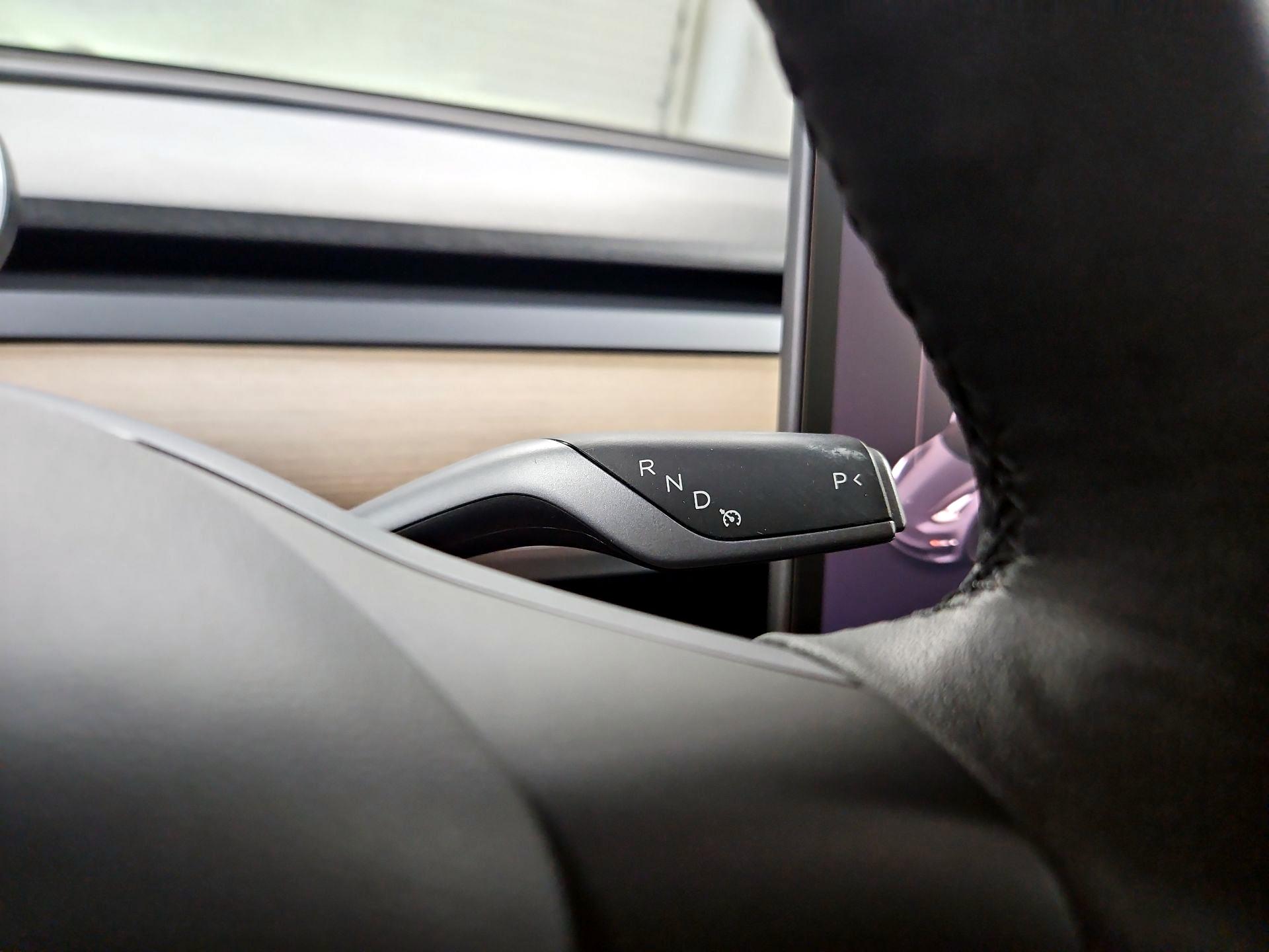 Thumbnail: 2022 Tesla Model 3 - 17