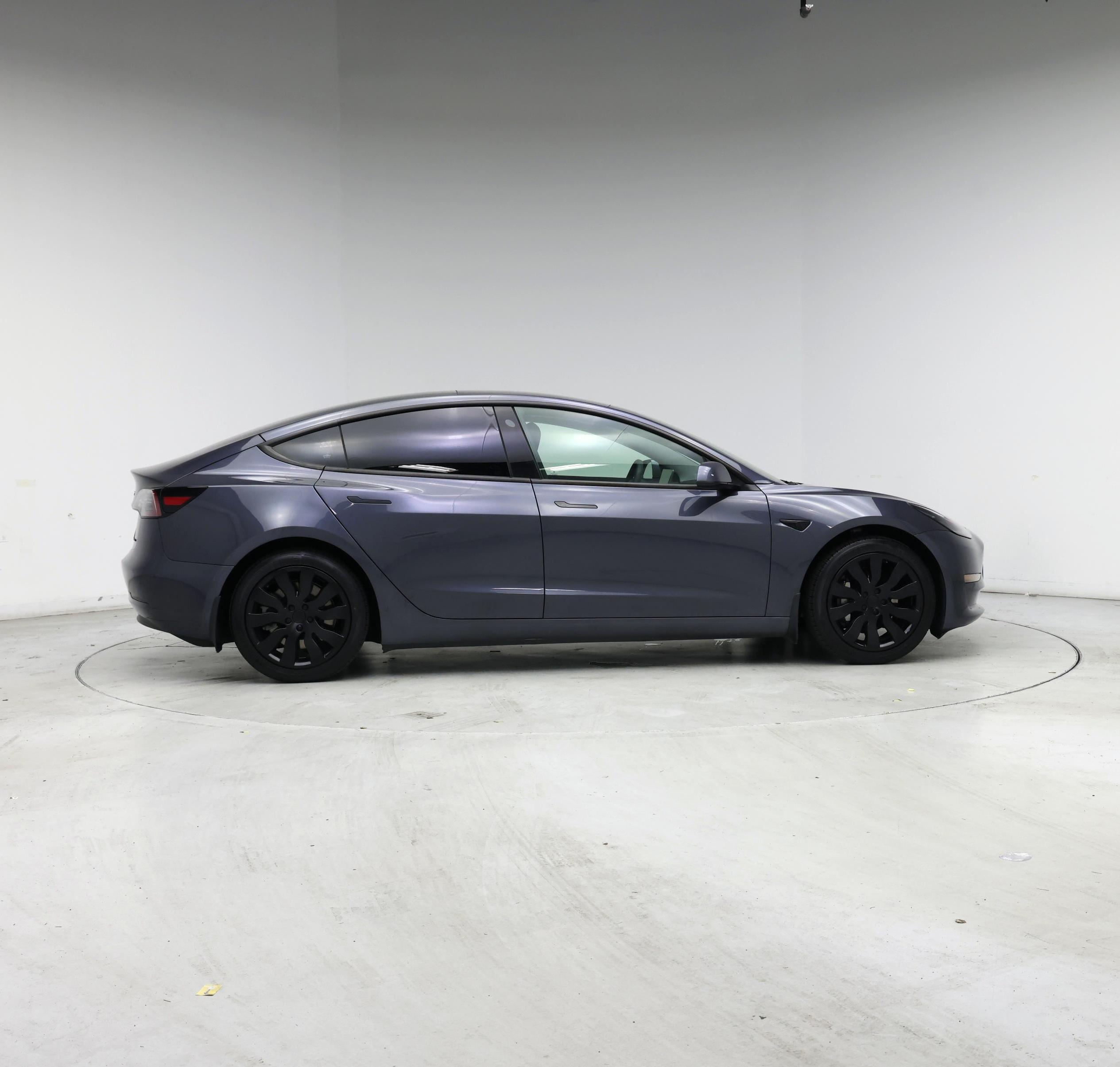 Thumbnail: 2022 Tesla Model 3 - 7