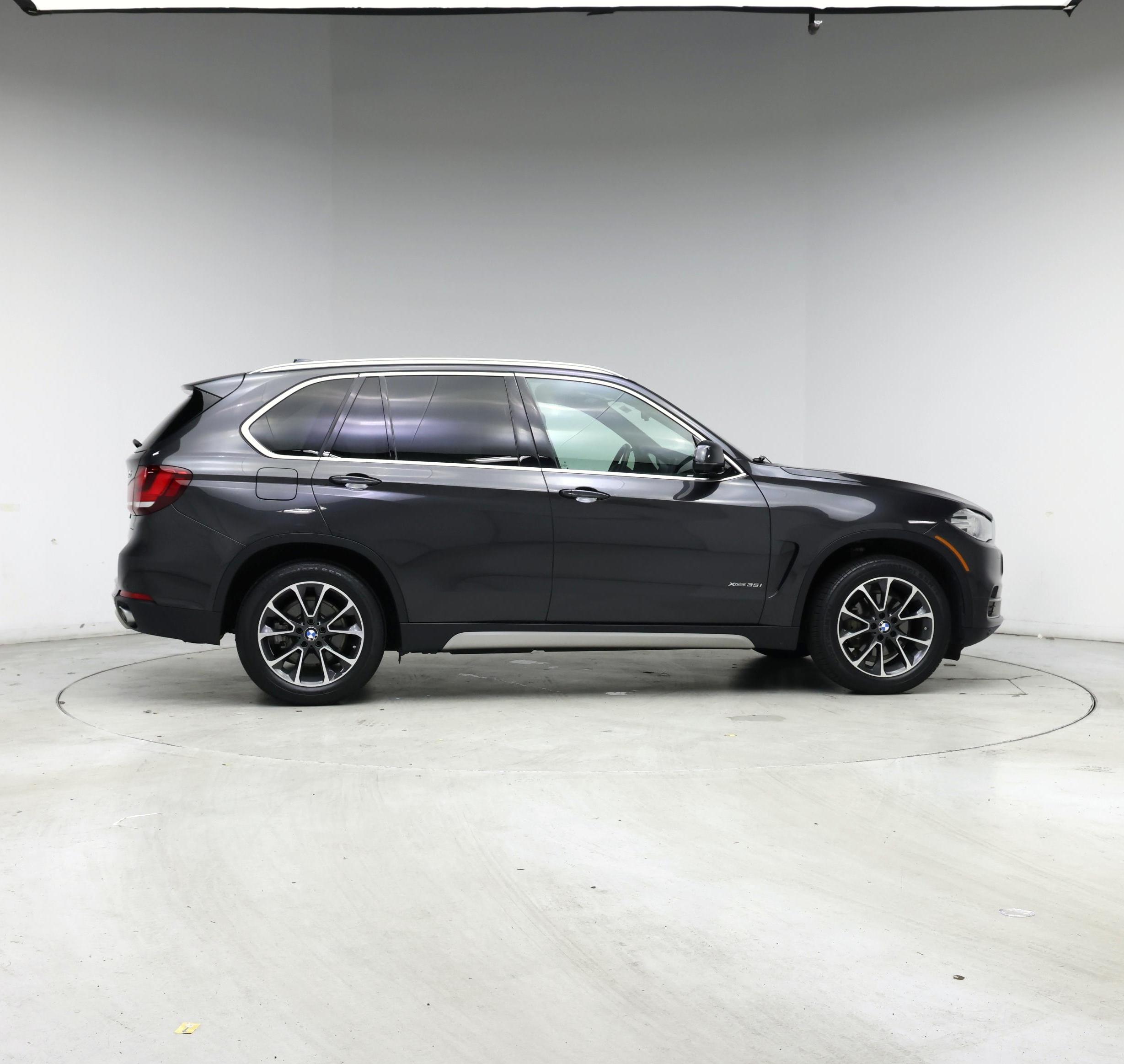 Thumbnail: 2017 BMW X5 - 7