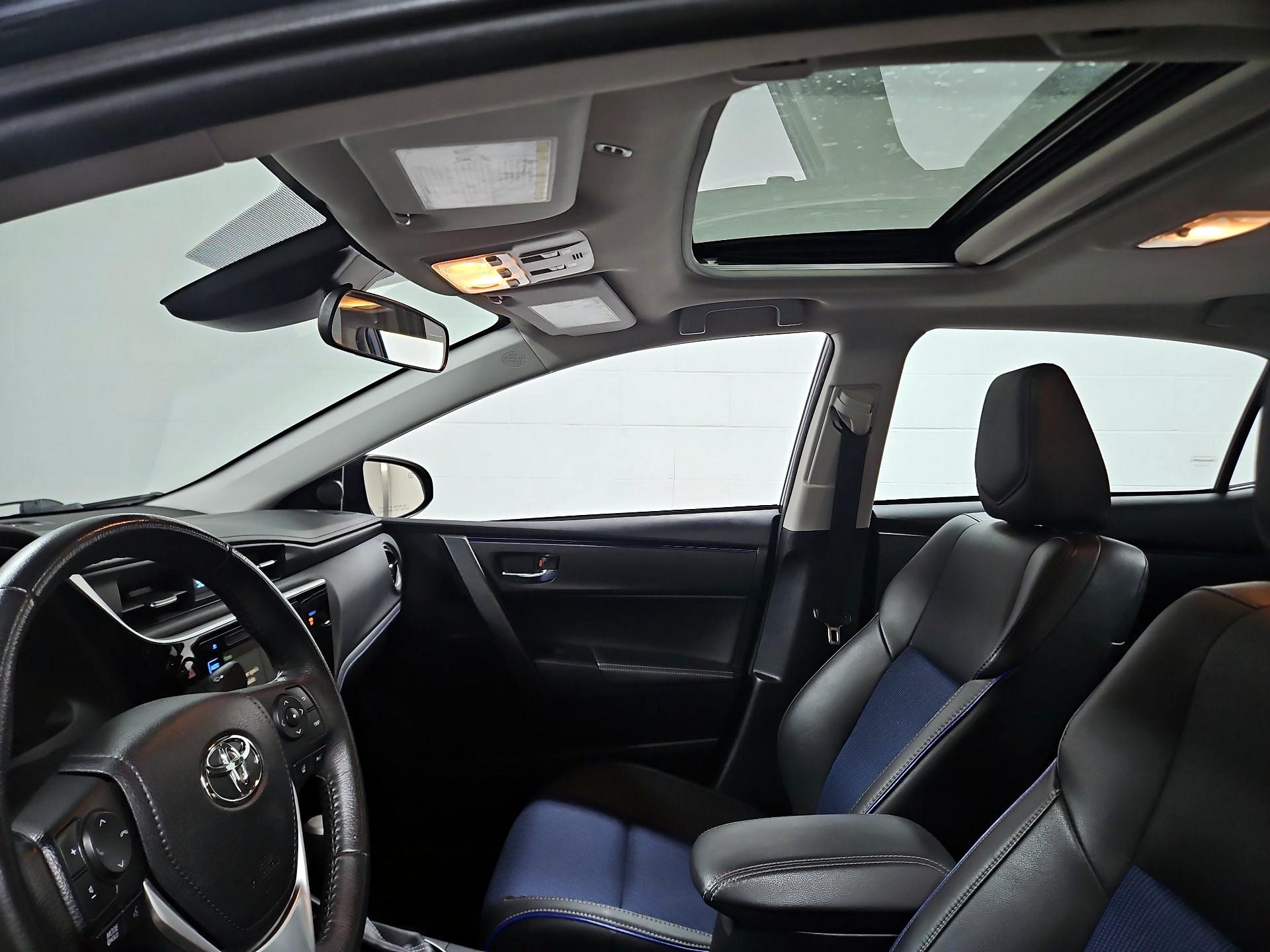 Thumbnail: 2018 Toyota Corolla - 19