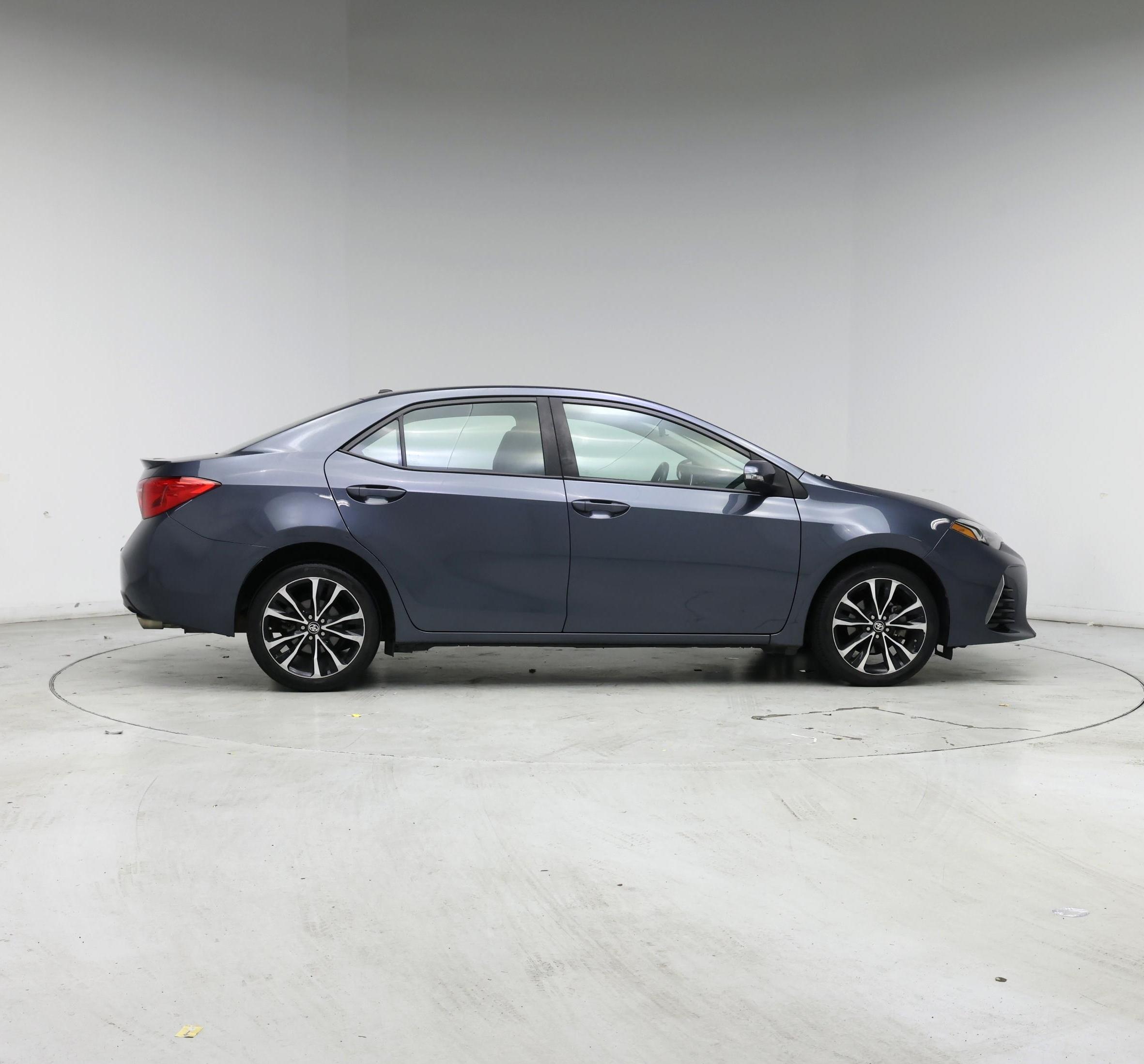 Thumbnail: 2018 Toyota Corolla - 7