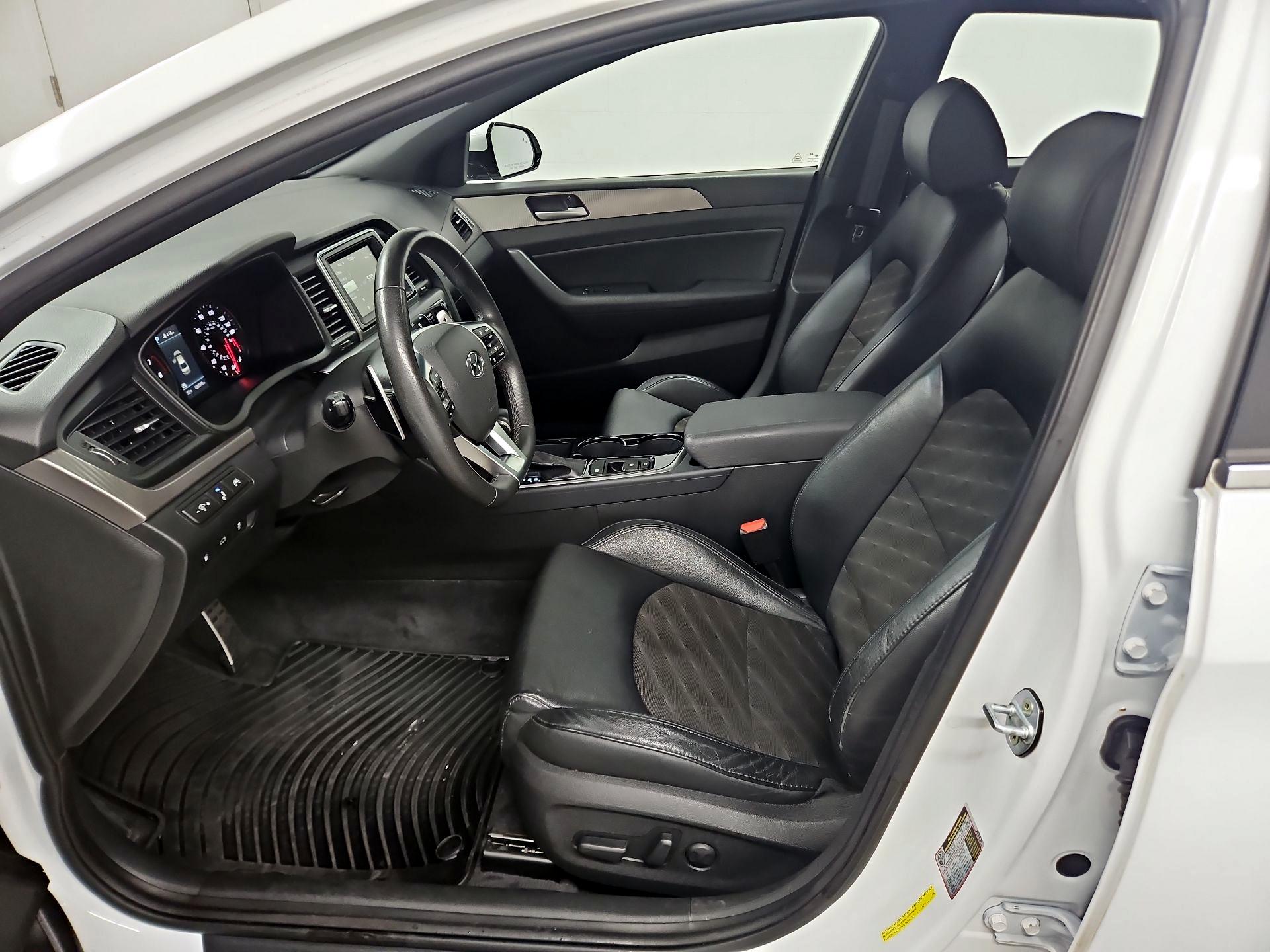 Thumbnail: 2019 Hyundai Sonata - 11