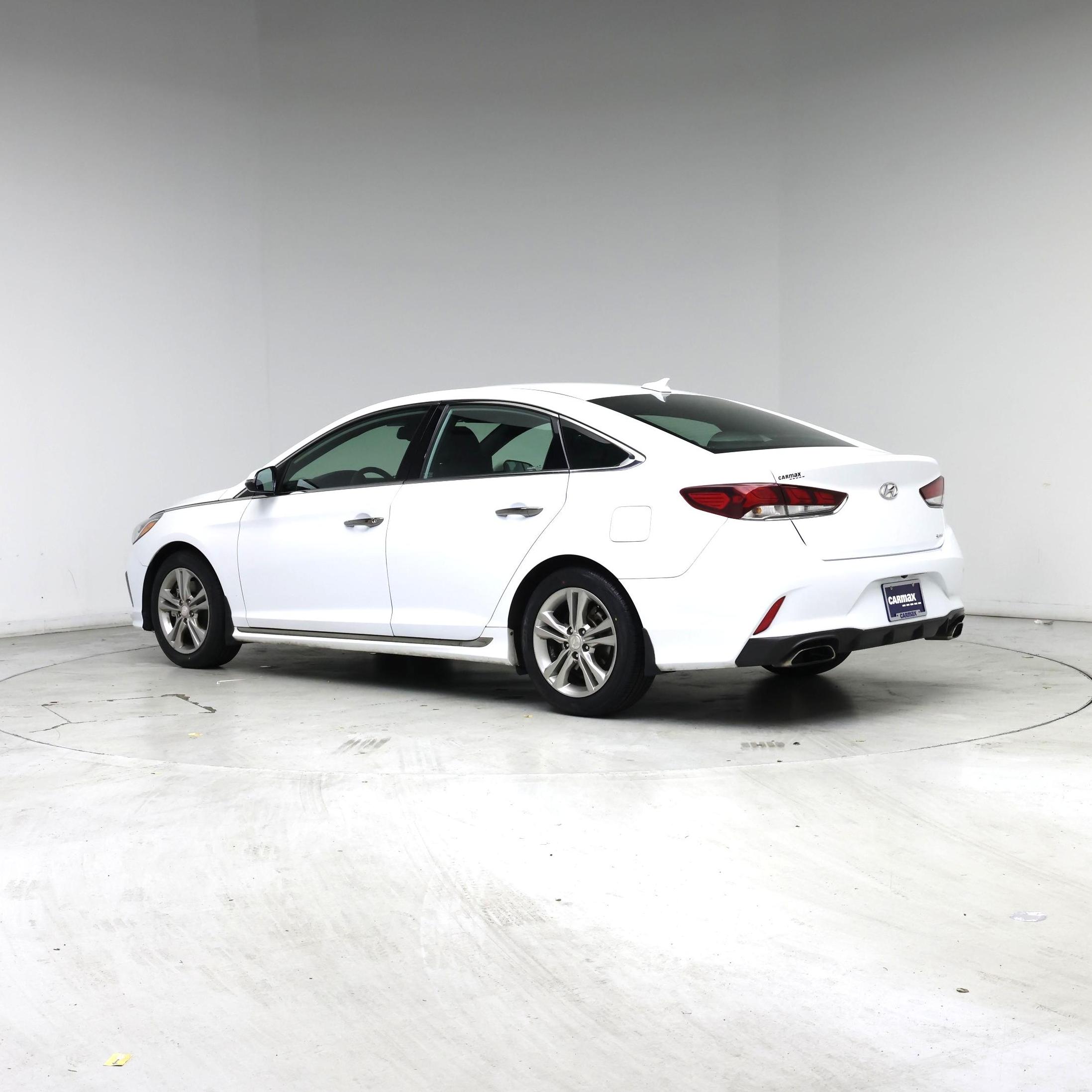 Thumbnail: 2019 Hyundai Sonata - 2