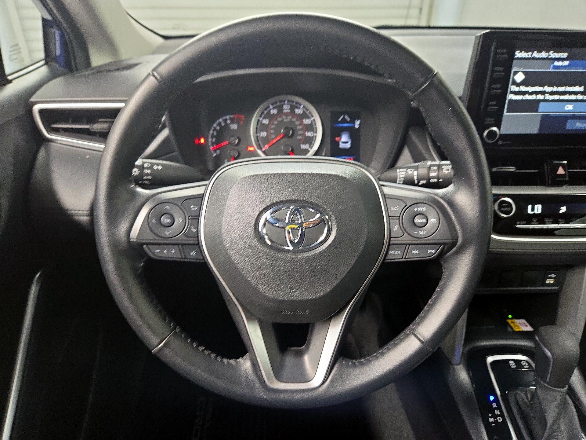 Thumbnail: 2022 Toyota Corolla Cross - 10