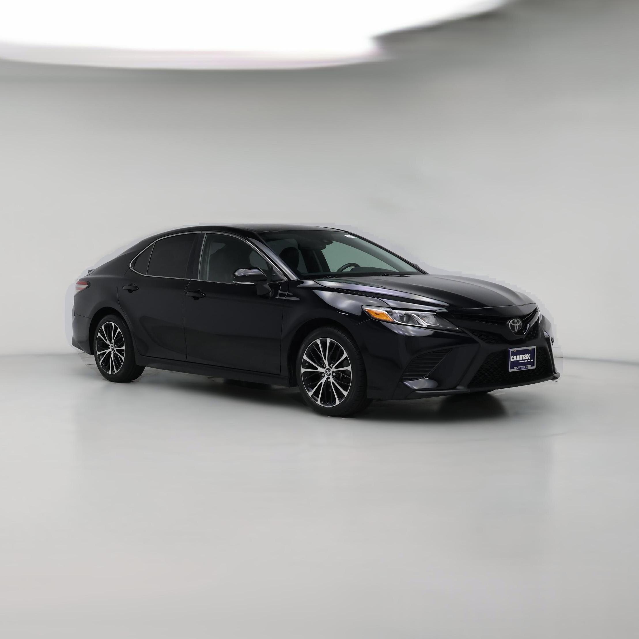 Thumbnail: 2019 Toyota Camry - 1