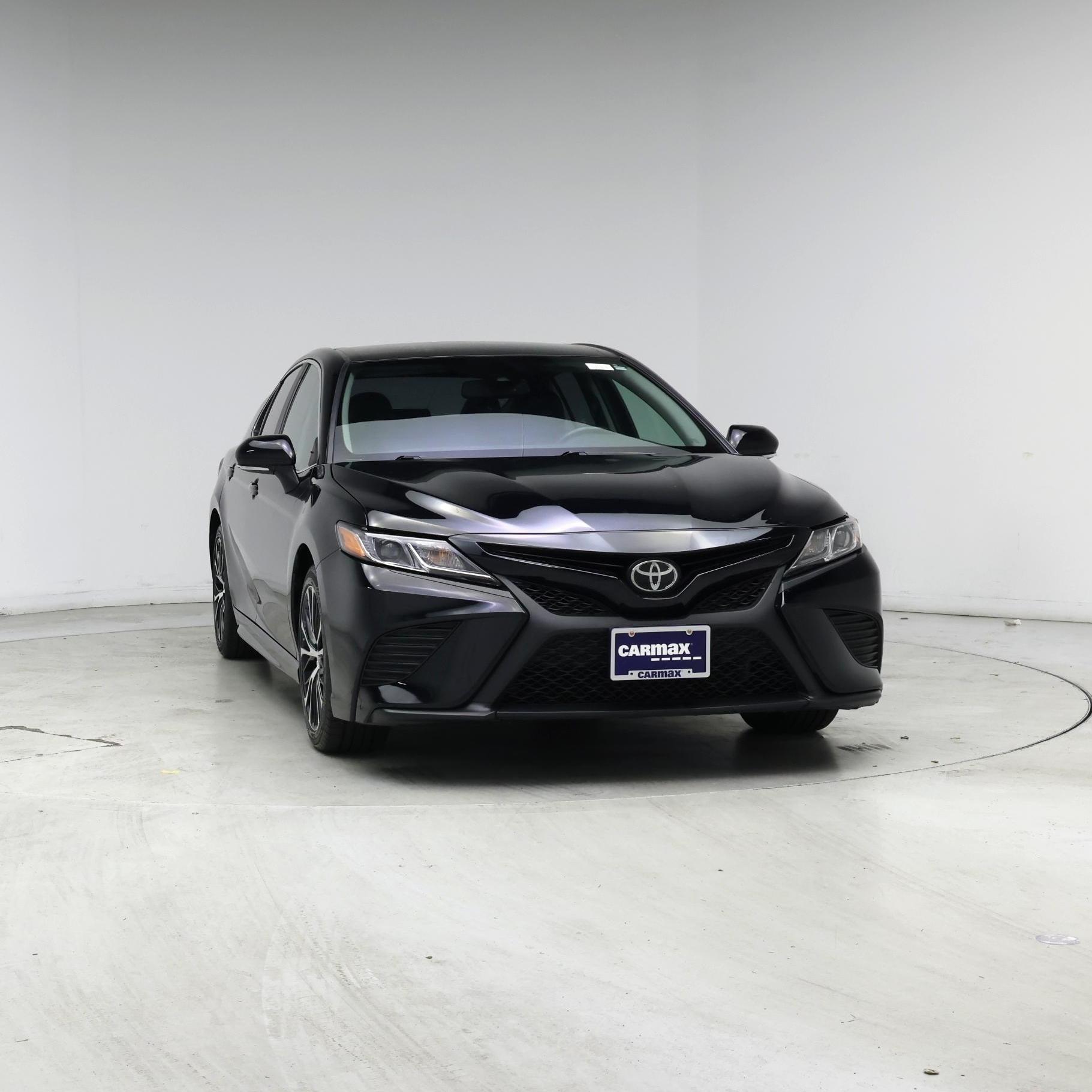Thumbnail: 2019 Toyota Camry - 5