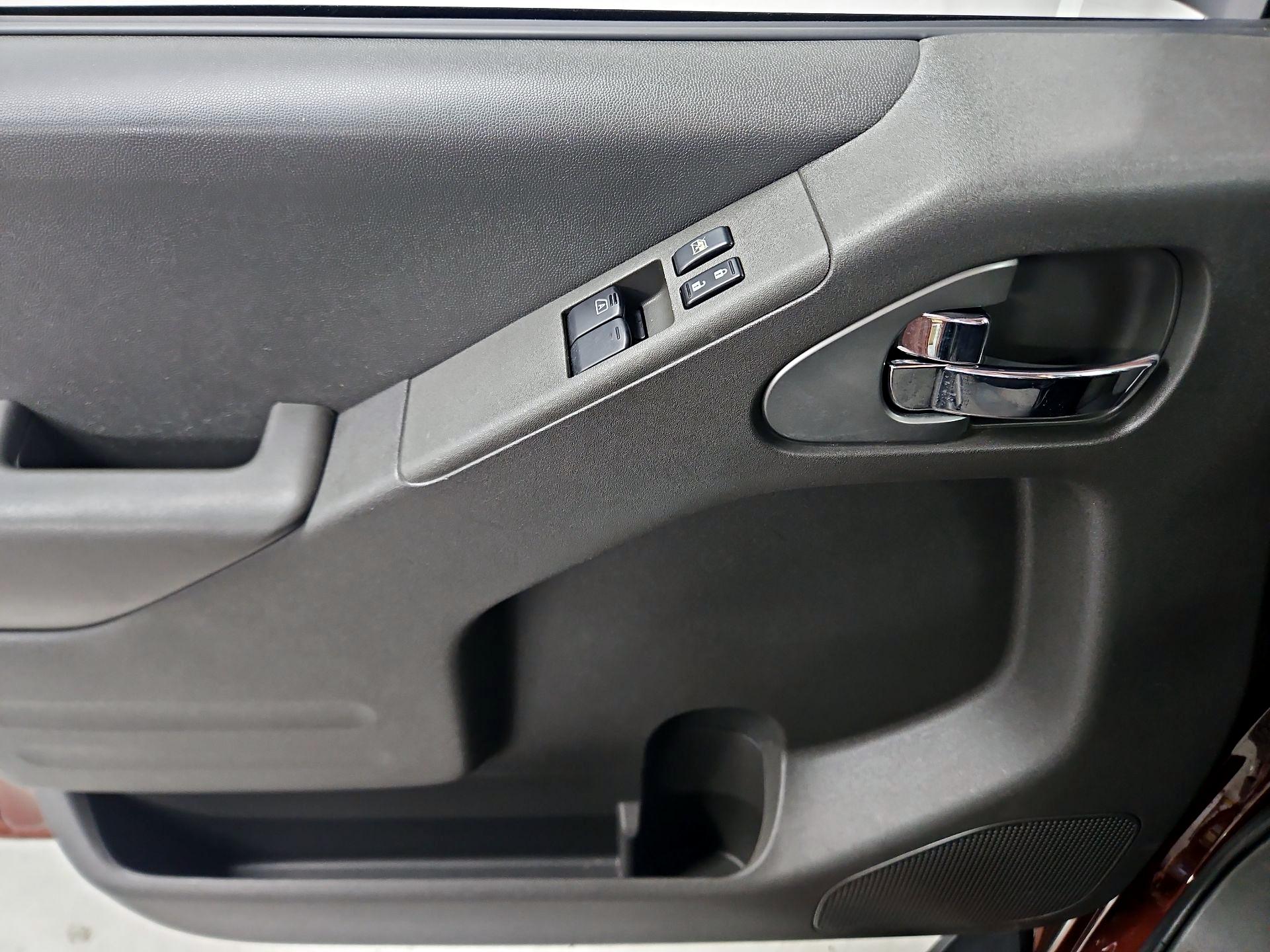 Thumbnail: 2016 Nissan Frontier - 12