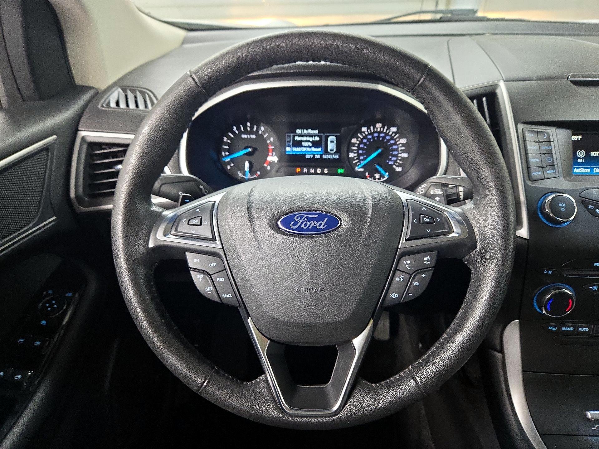 Thumbnail: 2017 Ford Edge - 10