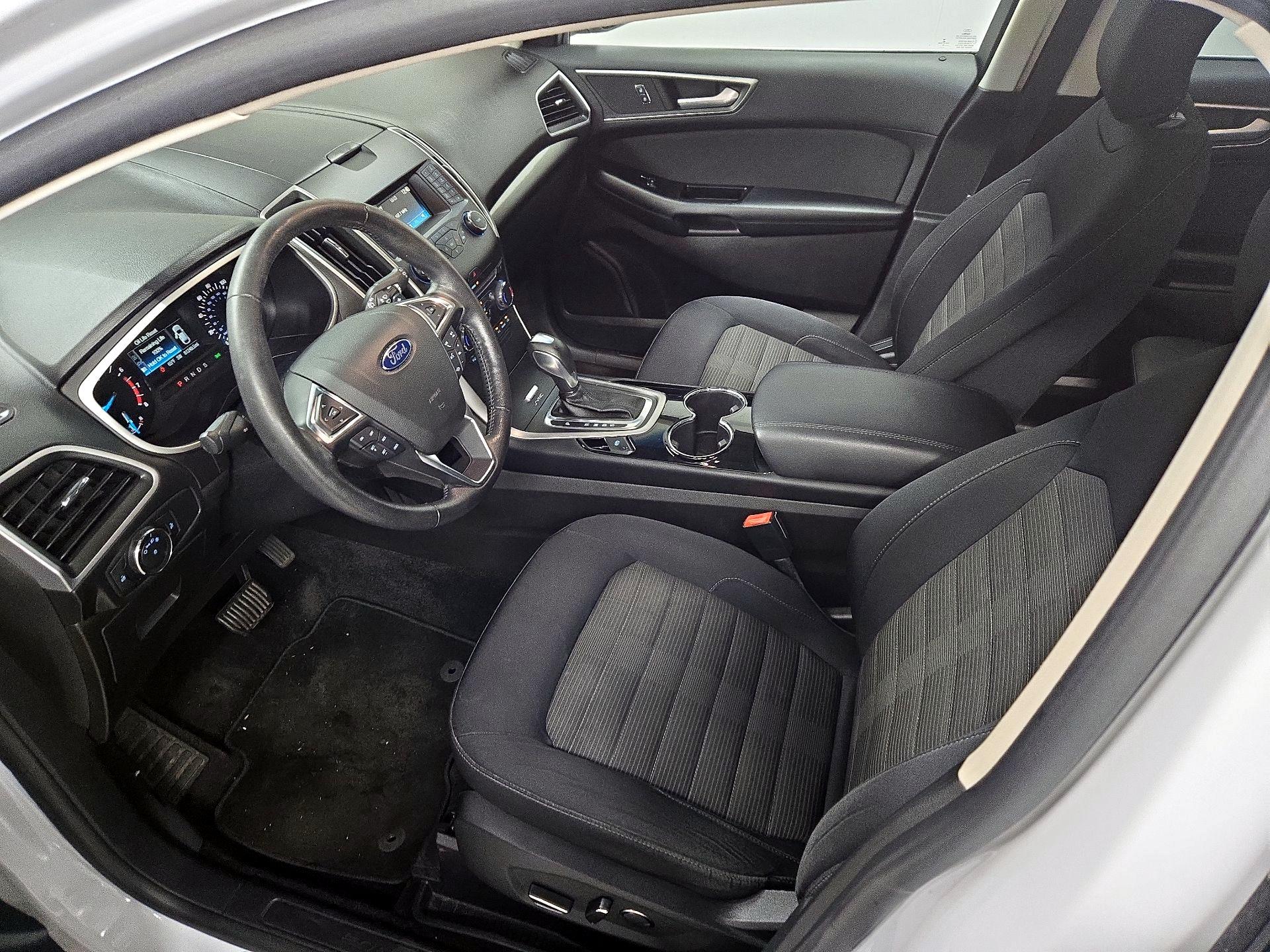 Thumbnail: 2017 Ford Edge - 11