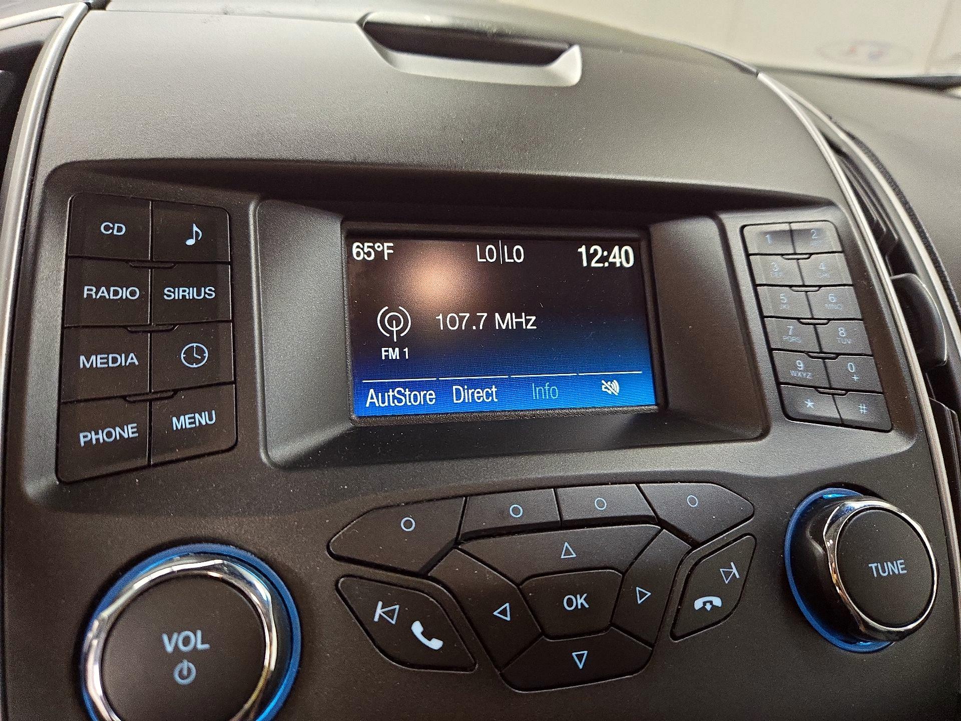 Thumbnail: 2017 Ford Edge - 15