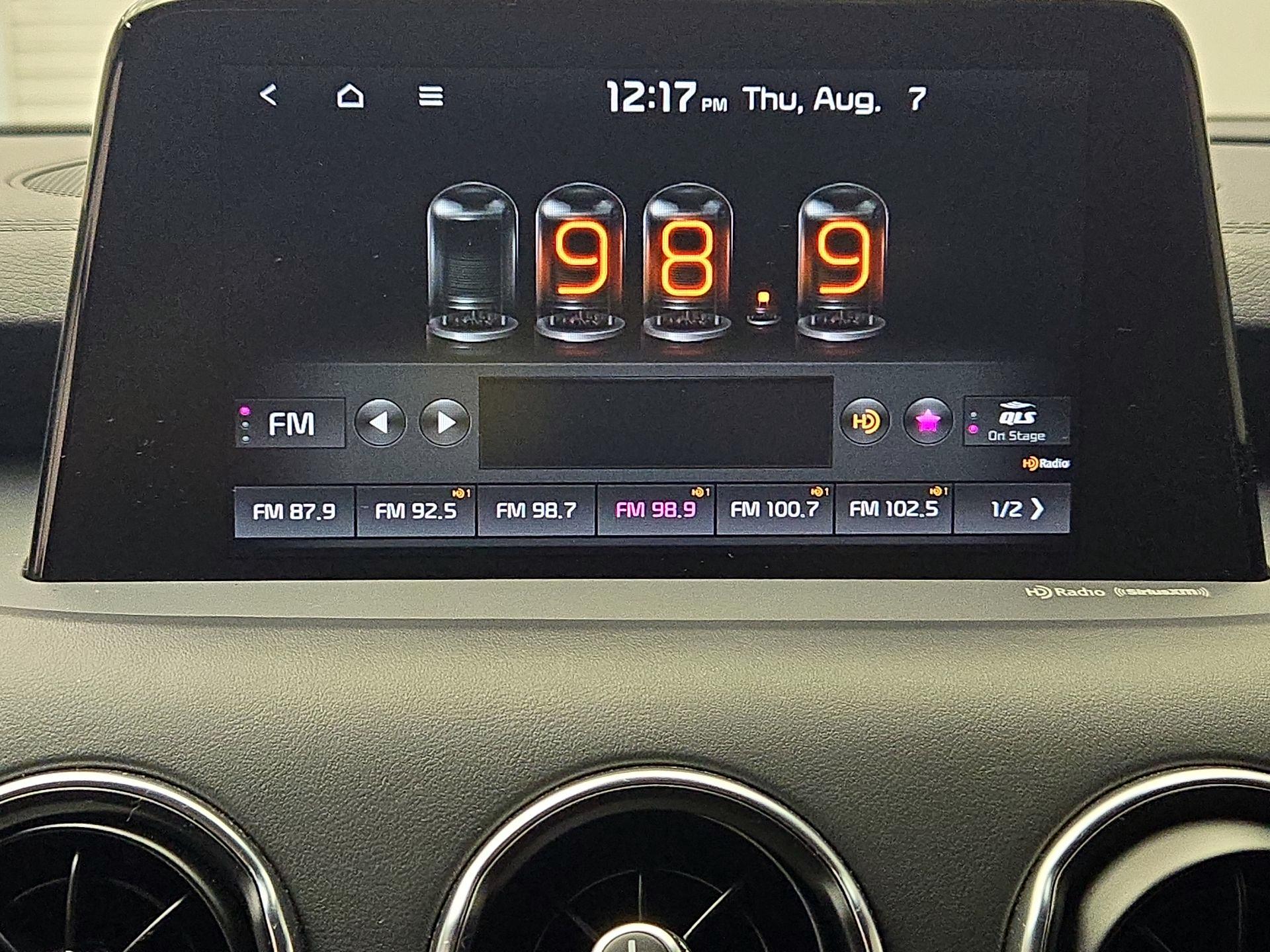 Thumbnail: 2019 Kia Stinger - 16