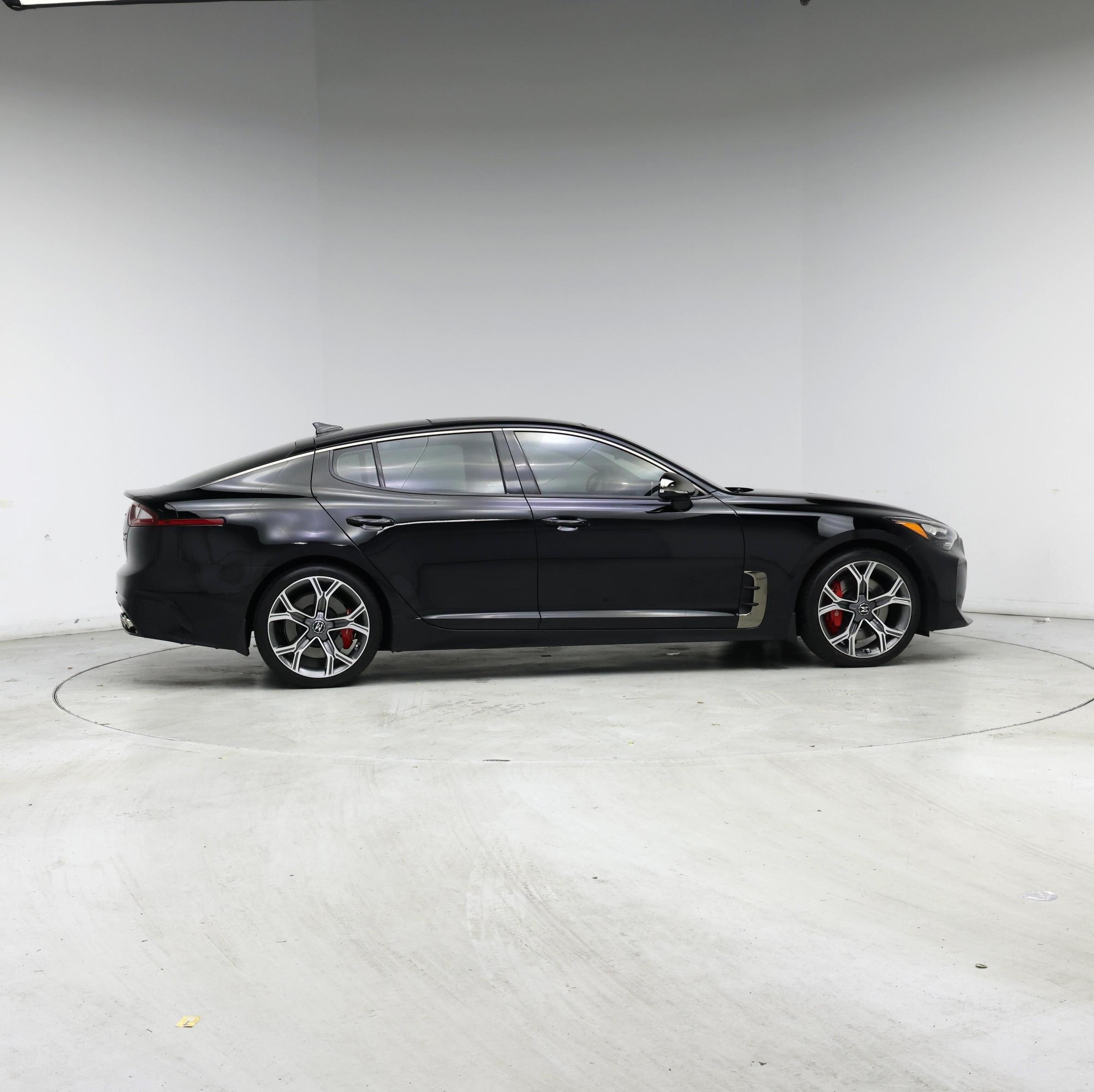 Thumbnail: 2019 Kia Stinger - 7