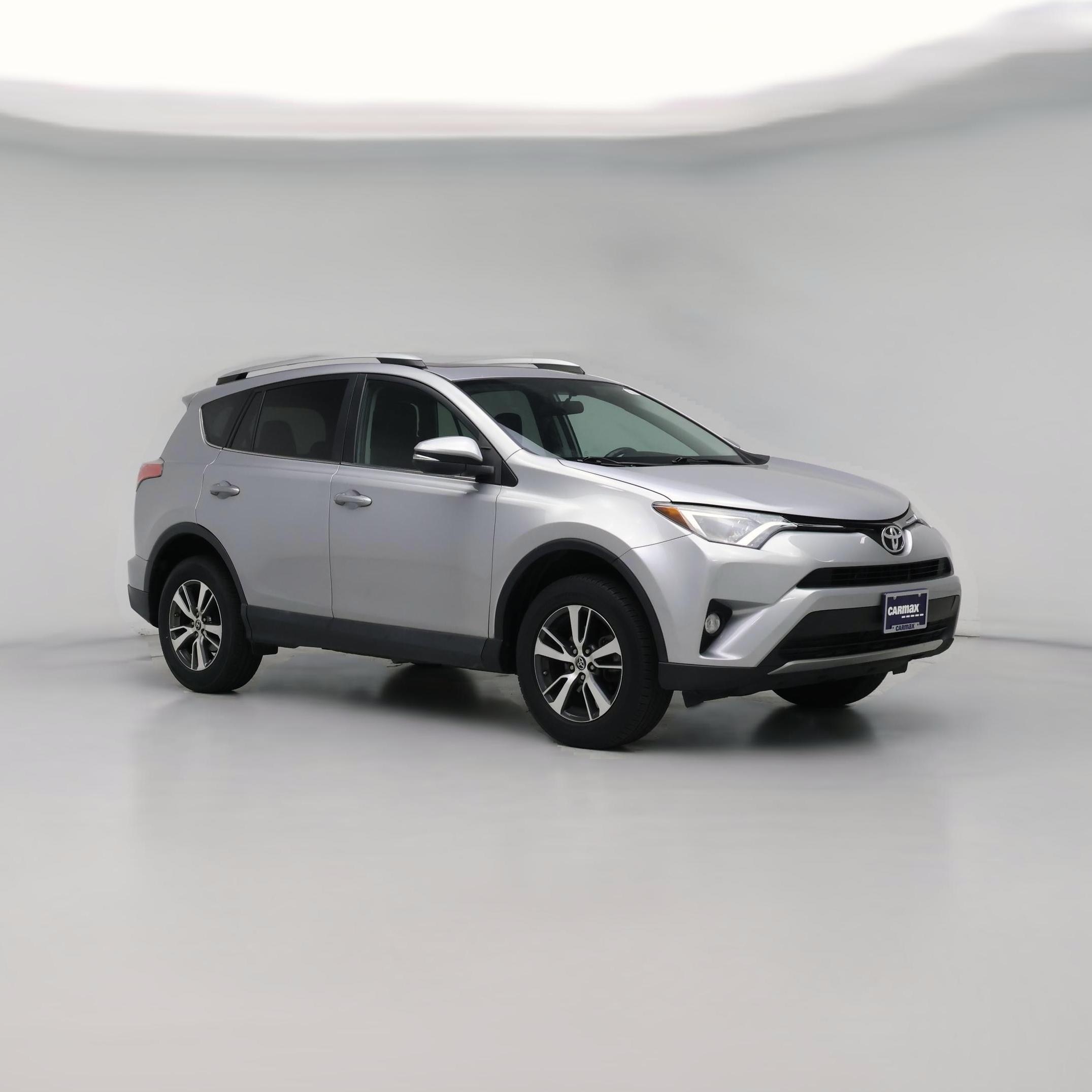 Thumbnail: 2016 Toyota RAV4 - 1