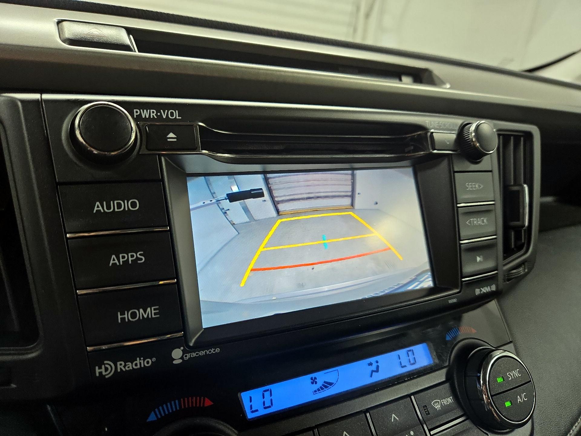 Thumbnail: 2016 Toyota RAV4 - 14