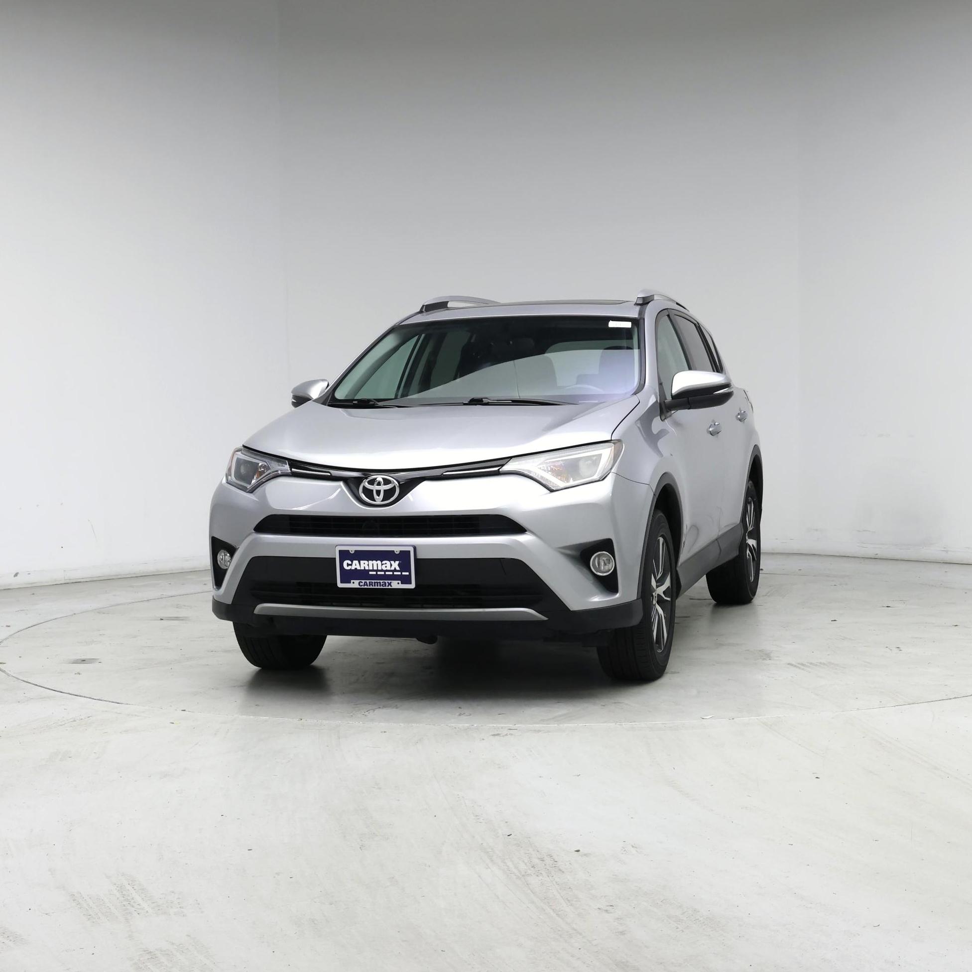 Thumbnail: 2016 Toyota RAV4 - 4