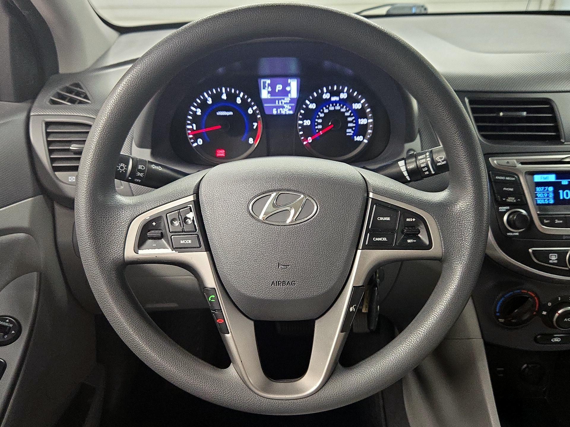 Thumbnail: 2016 Hyundai Accent - 10