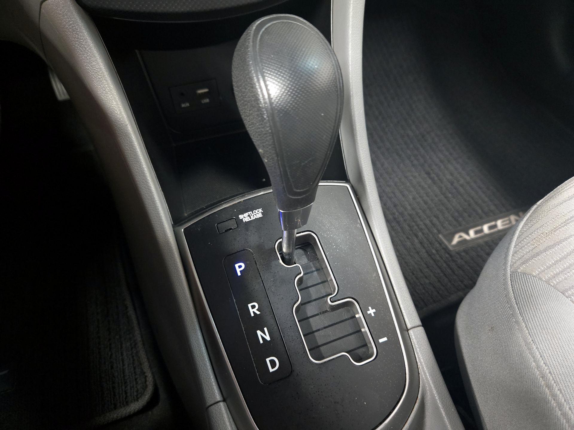 Thumbnail: 2016 Hyundai Accent - 16