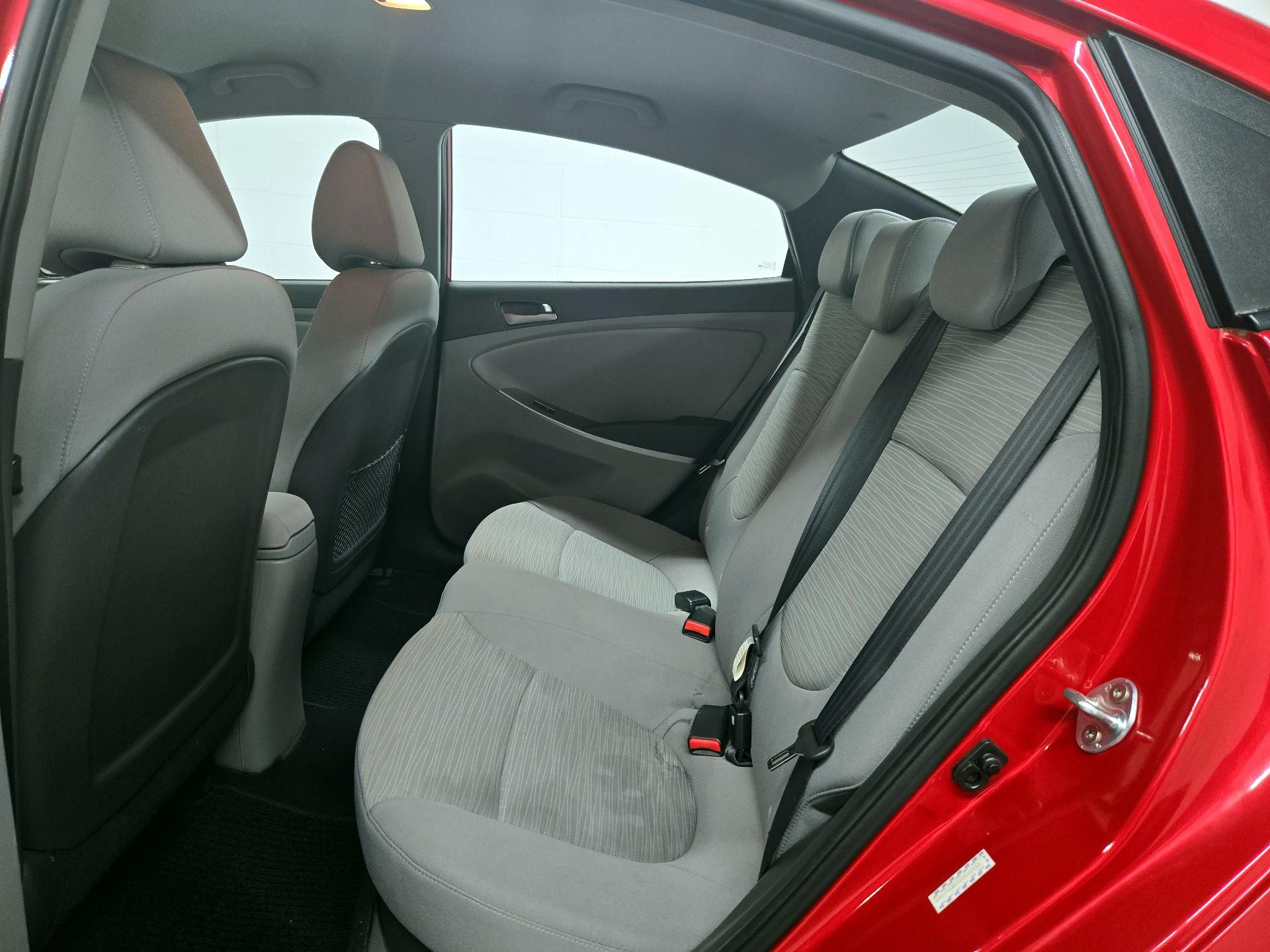 Thumbnail: 2016 Hyundai Accent - 18