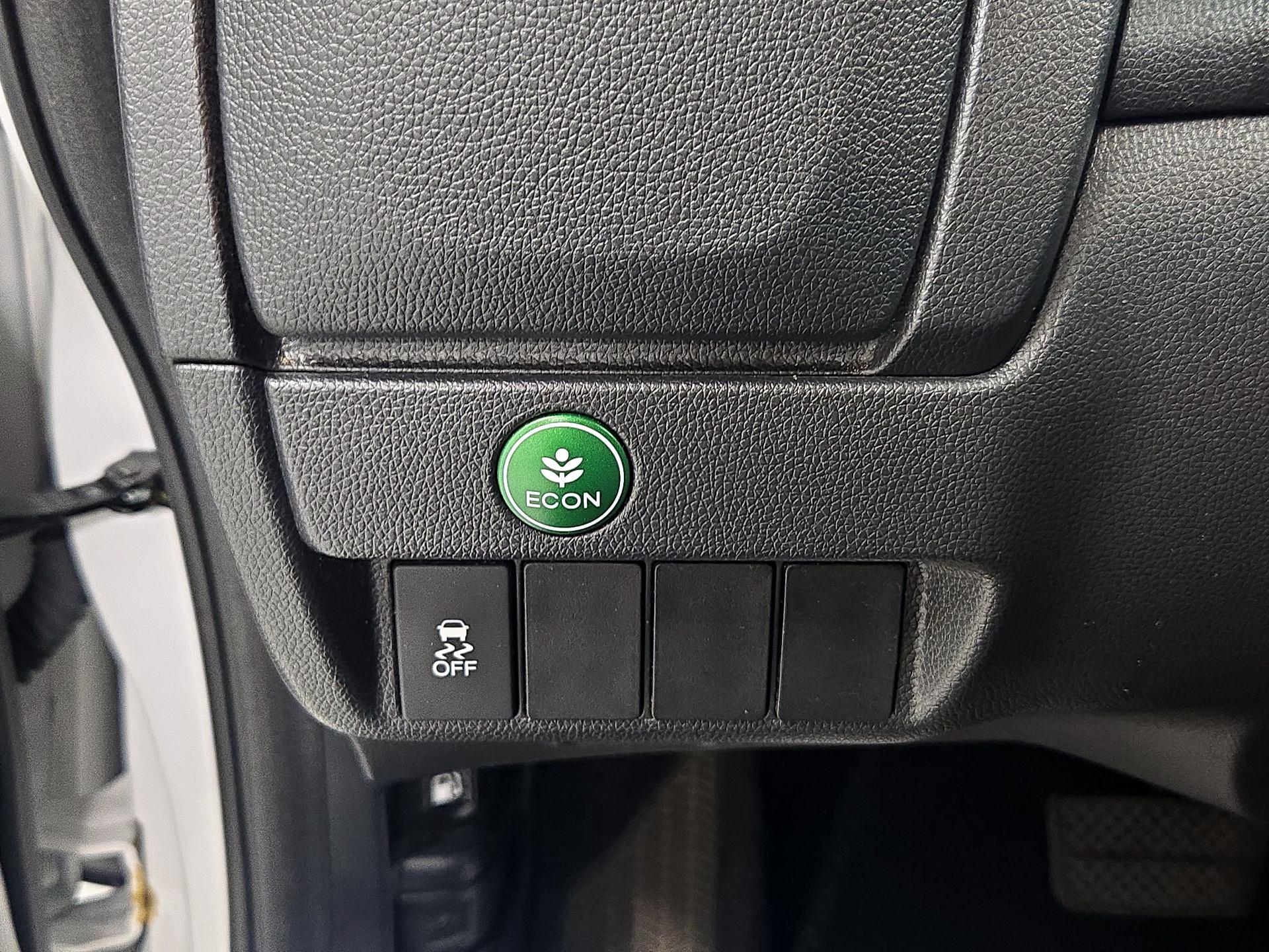 Thumbnail: 2015 Honda Fit - 13