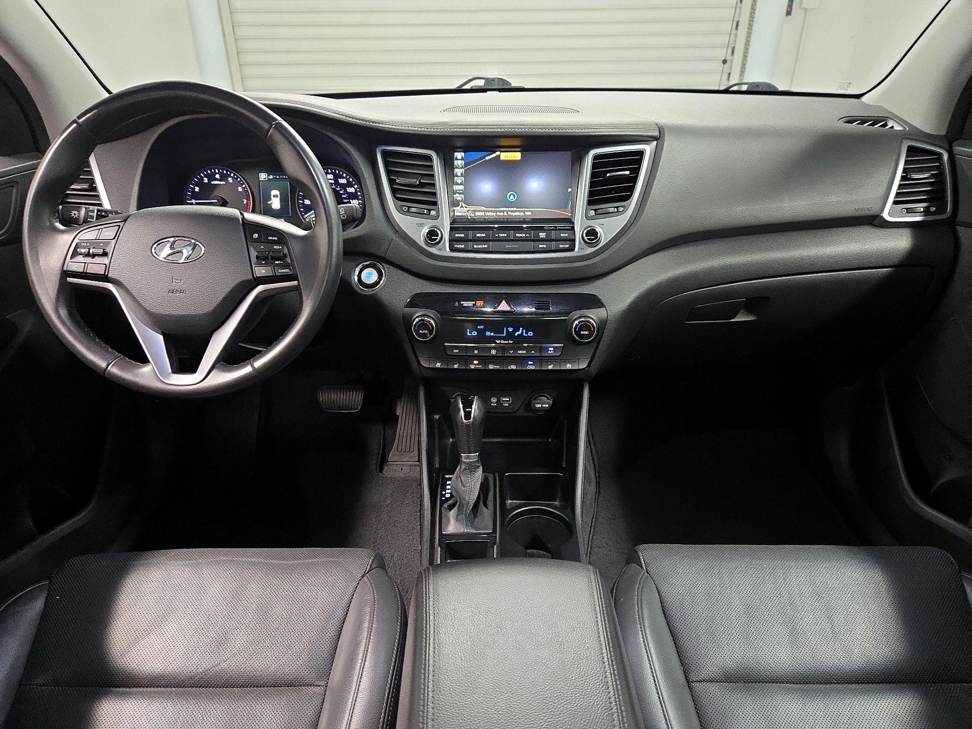 Thumbnail: 2016 Hyundai Tucson - 9