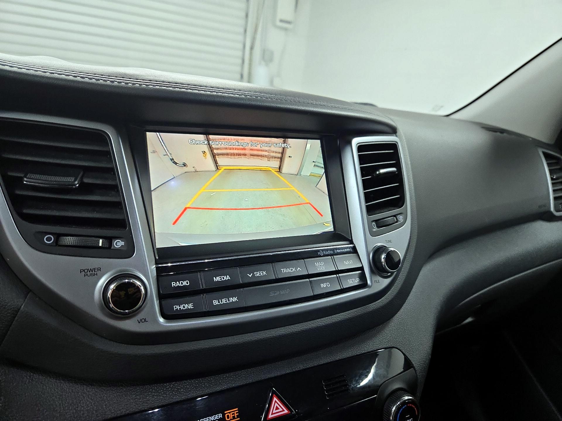 Thumbnail: 2016 Hyundai Tucson - 15