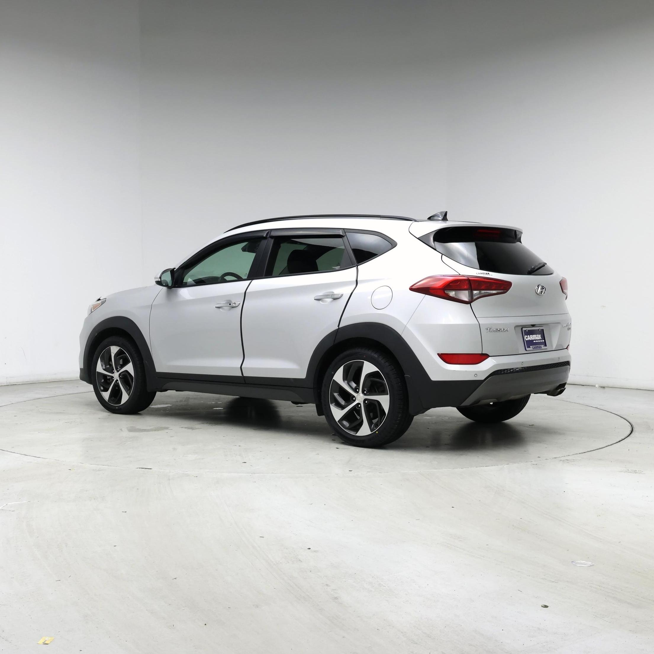 Thumbnail: 2016 Hyundai Tucson - 2