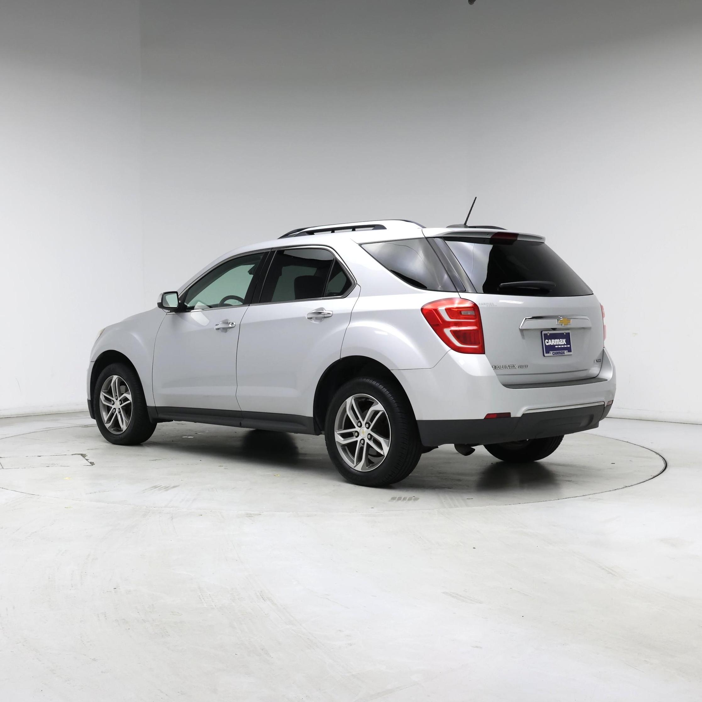 Thumbnail: 2017 Chevrolet Equinox - 2