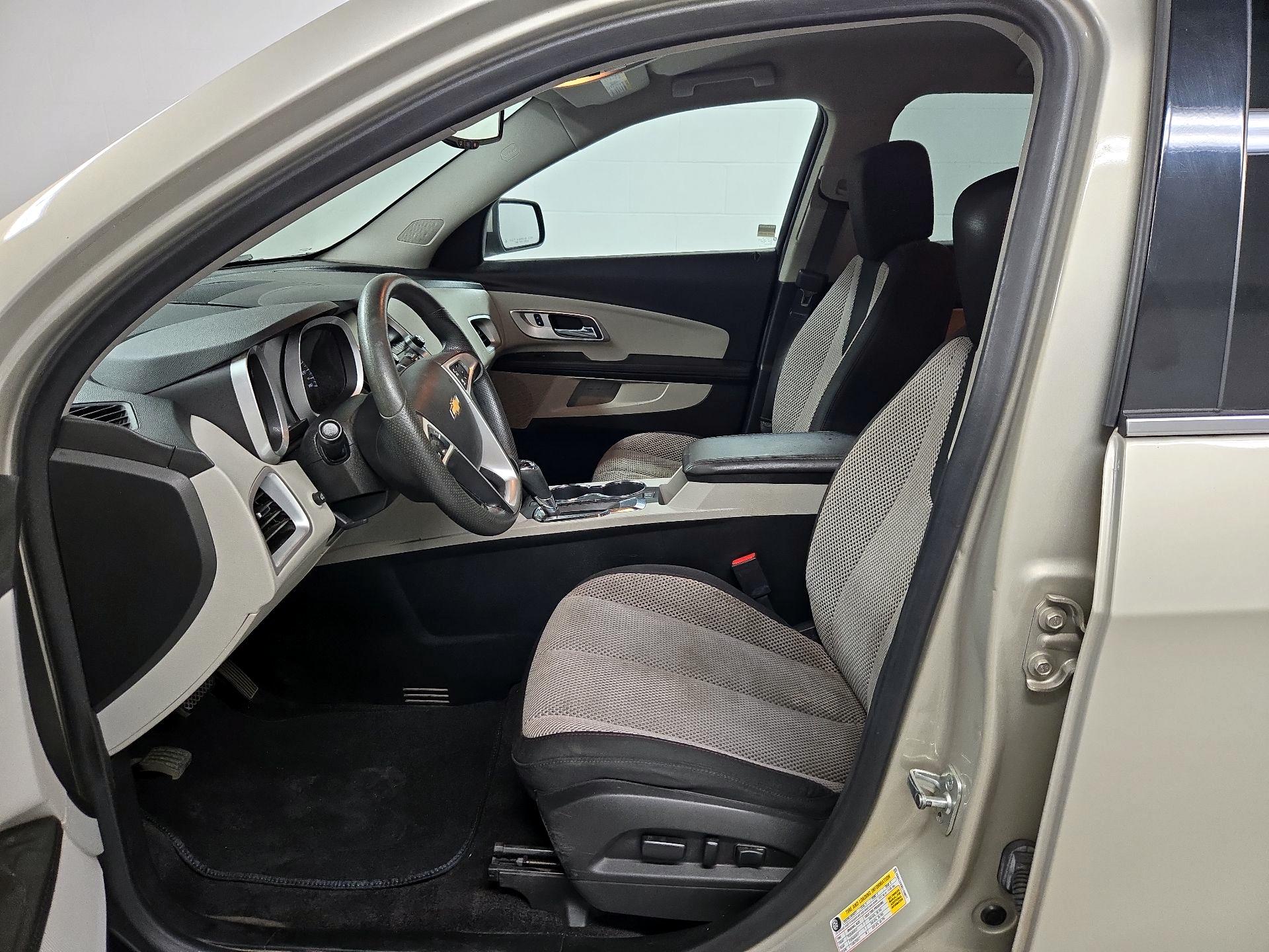 Thumbnail: 2016 Chevrolet Equinox - 11