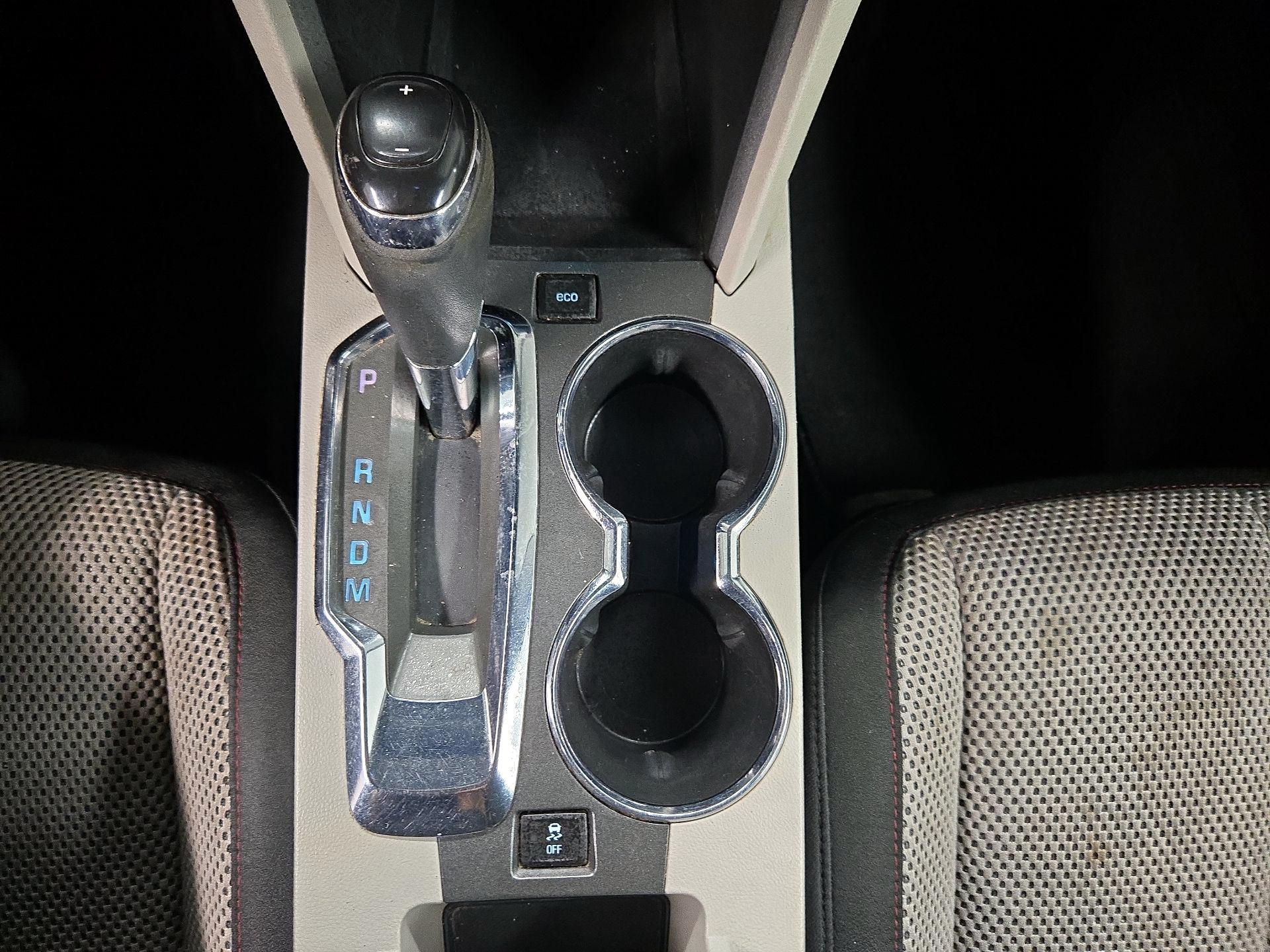 Thumbnail: 2016 Chevrolet Equinox - 16