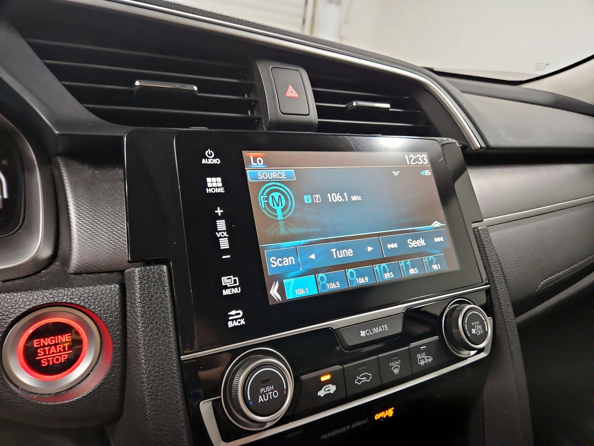 Thumbnail: 2016 Honda Civic - 15
