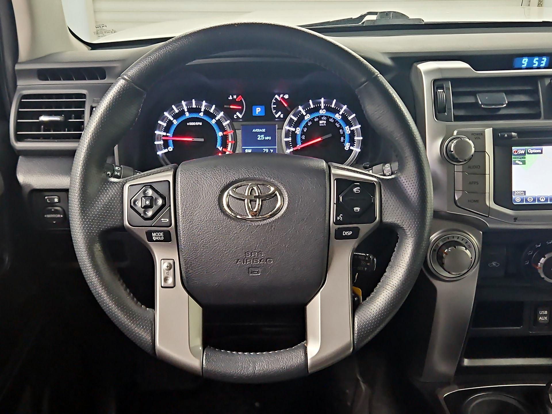 Thumbnail: 2019 Toyota 4Runner - 10